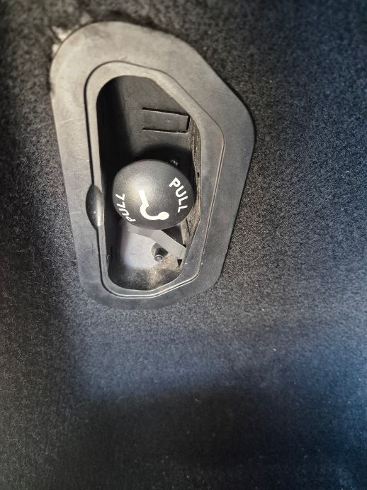 RENAULT Kadjar 1.2 16V Turbo Conquest-image-9