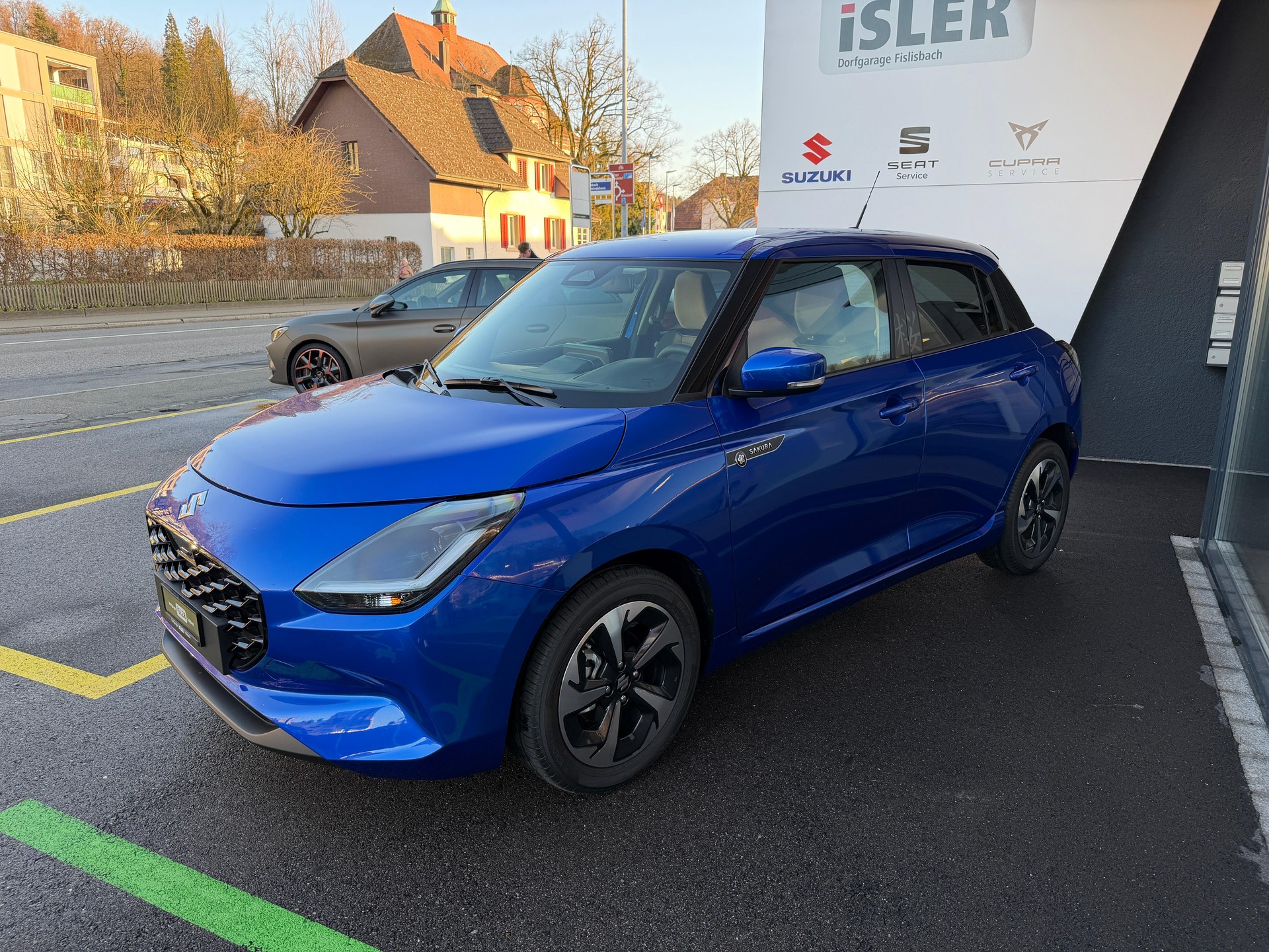 SUZUKI Swift 1.2 Sakura Top Hybrid-image-2