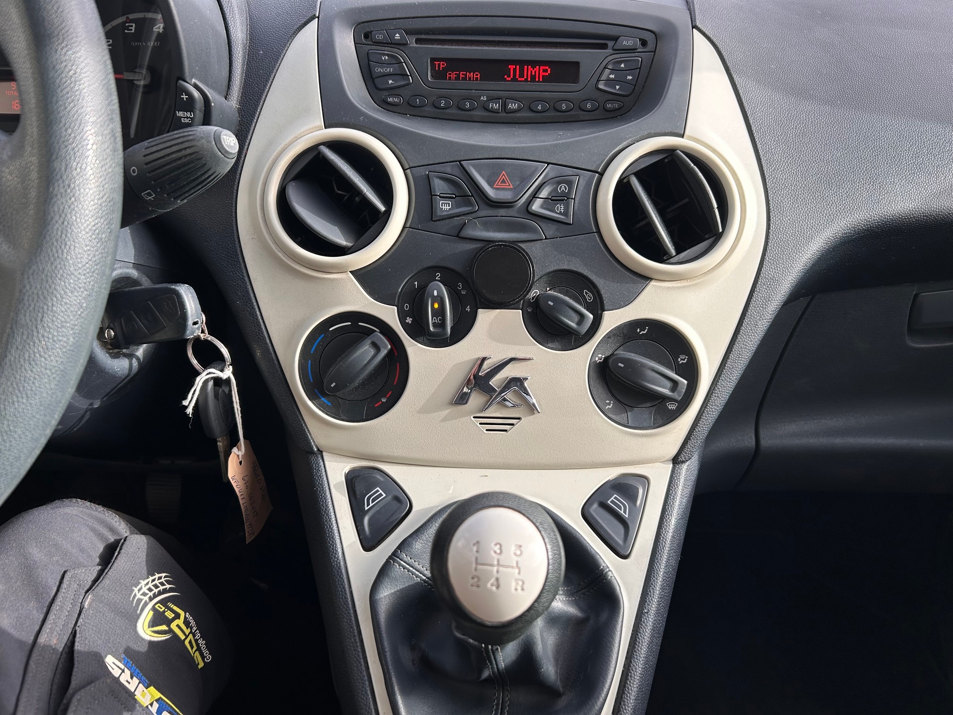 FORD KA 1.25 Trend-image-9