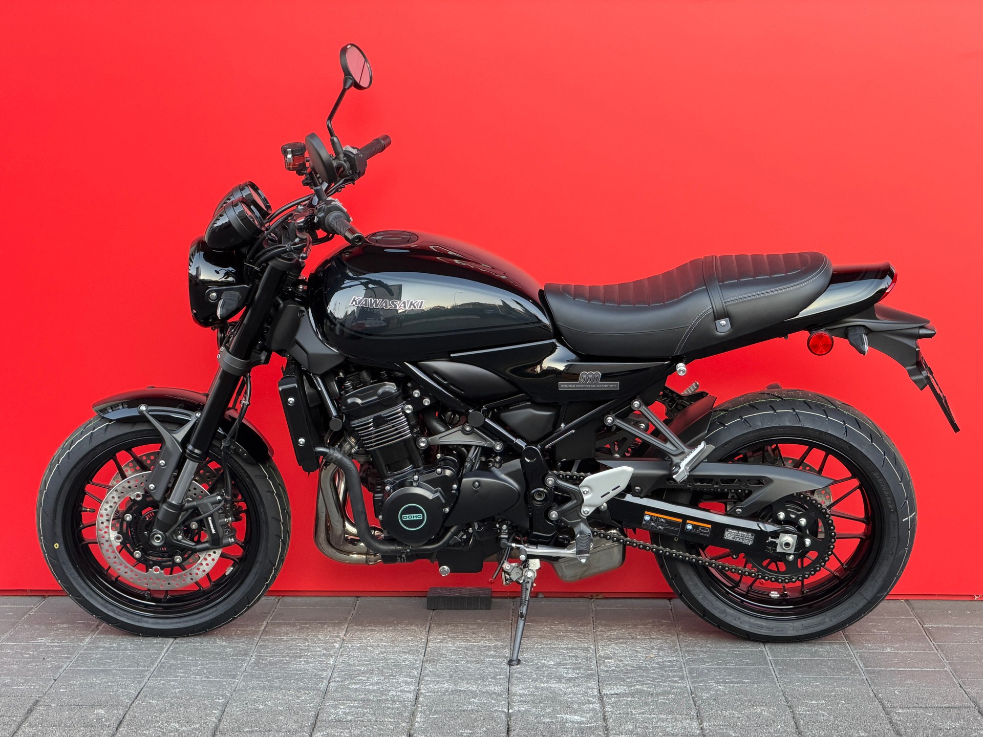 KAWASAKI Z 900 RS Black Ball Edition-showroom-element-3