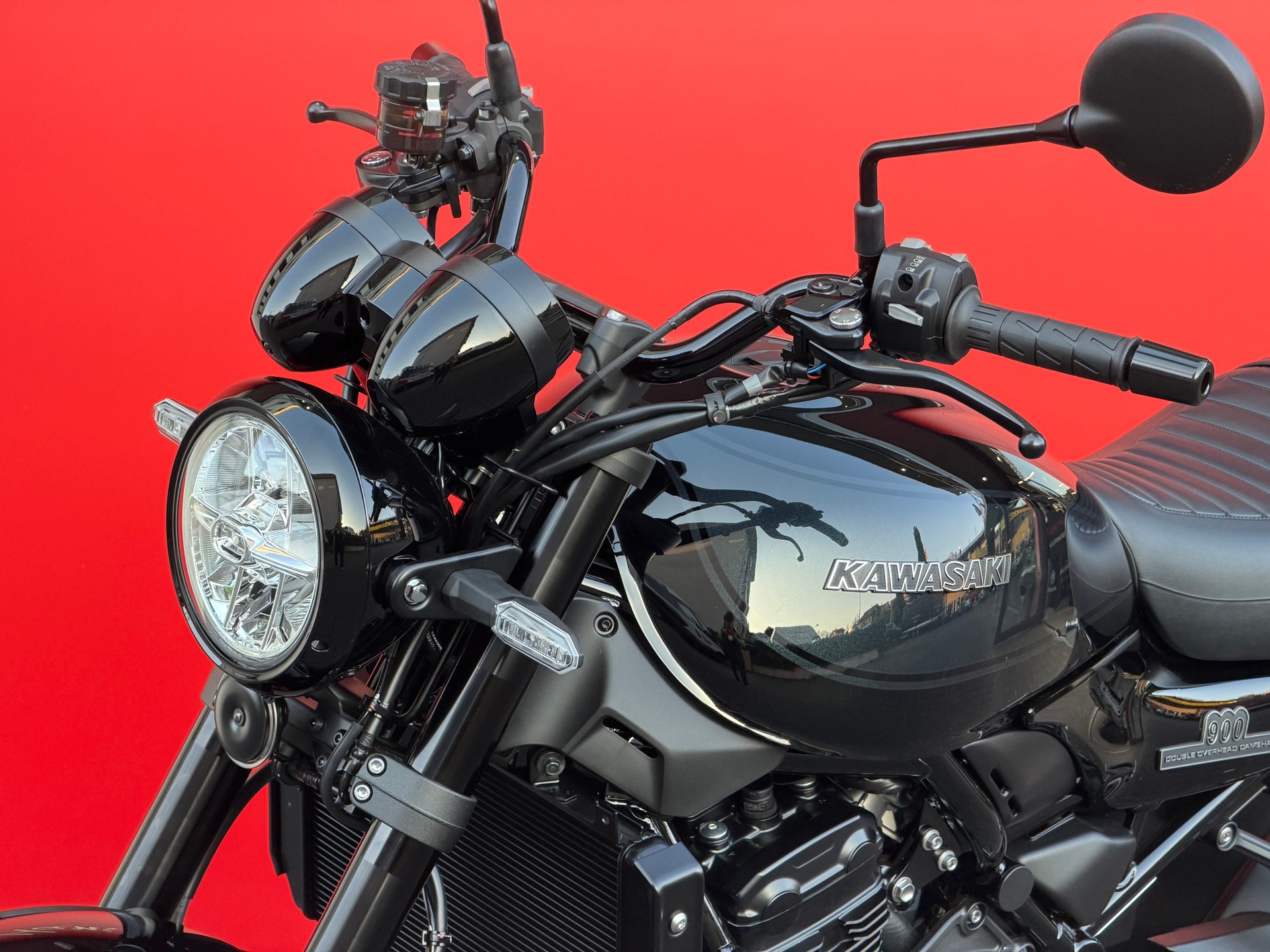 KAWASAKI Z 900 RS Black Ball Edition-image-10