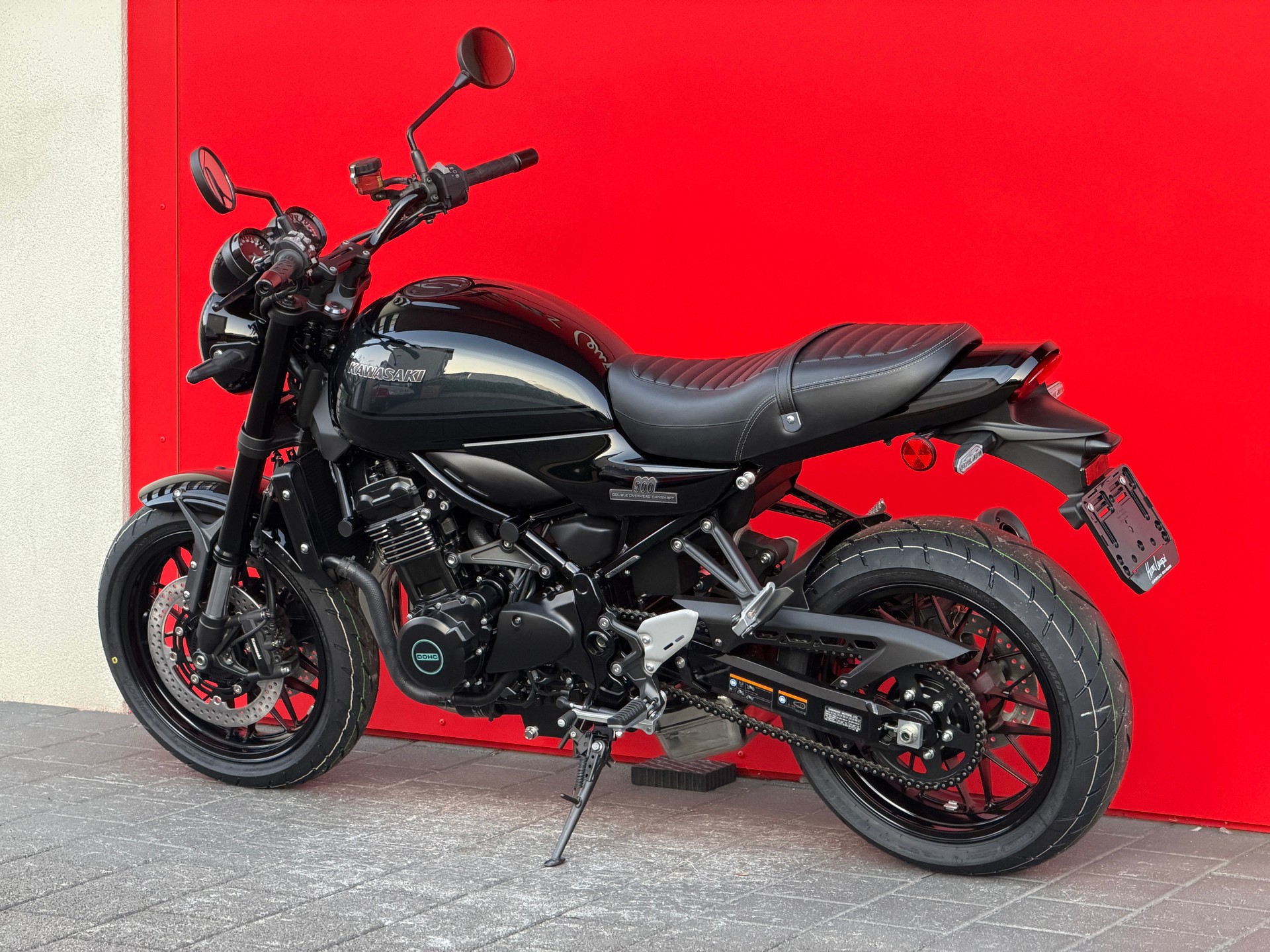 KAWASAKI Z 900 RS Black Ball Edition-image-13