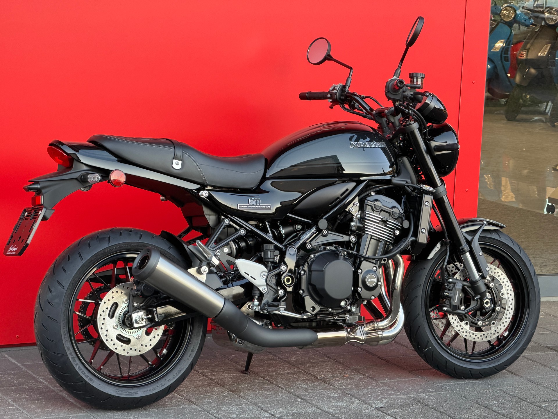 KAWASAKI Z 900 RS Black Ball Edition-image-9