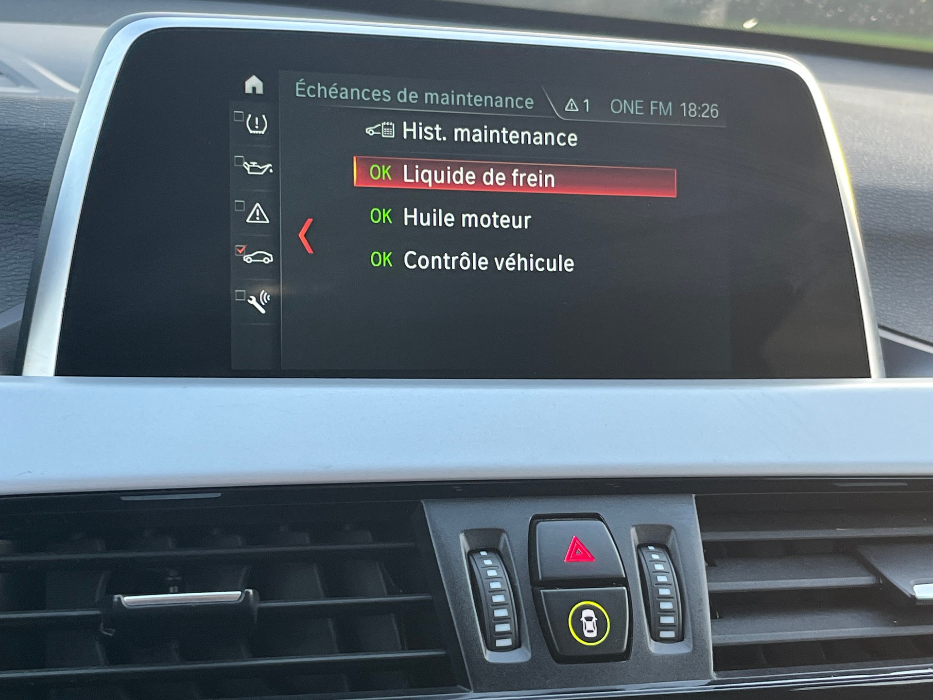 BMW X1 xDrive 20i Steptronic-image-24