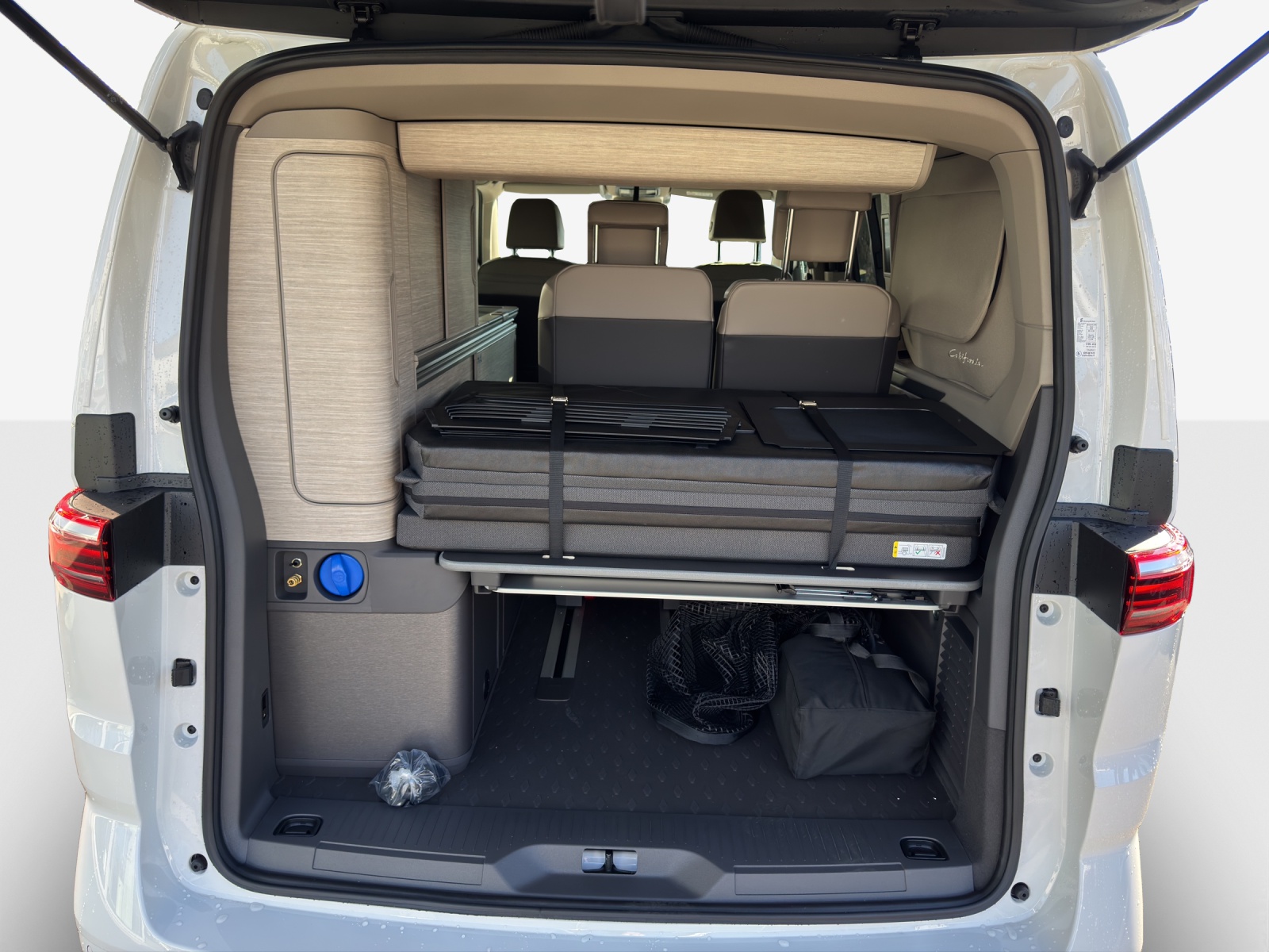 VW California 2.0 TSI Ocean Liberty-image-12