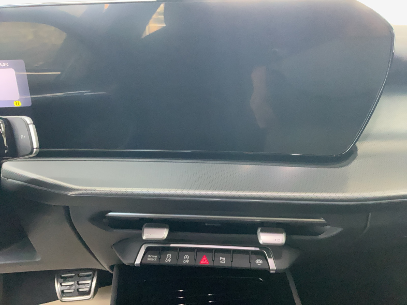 AUDI Q3 SUV 110 kW TFSI S tronic-image-10