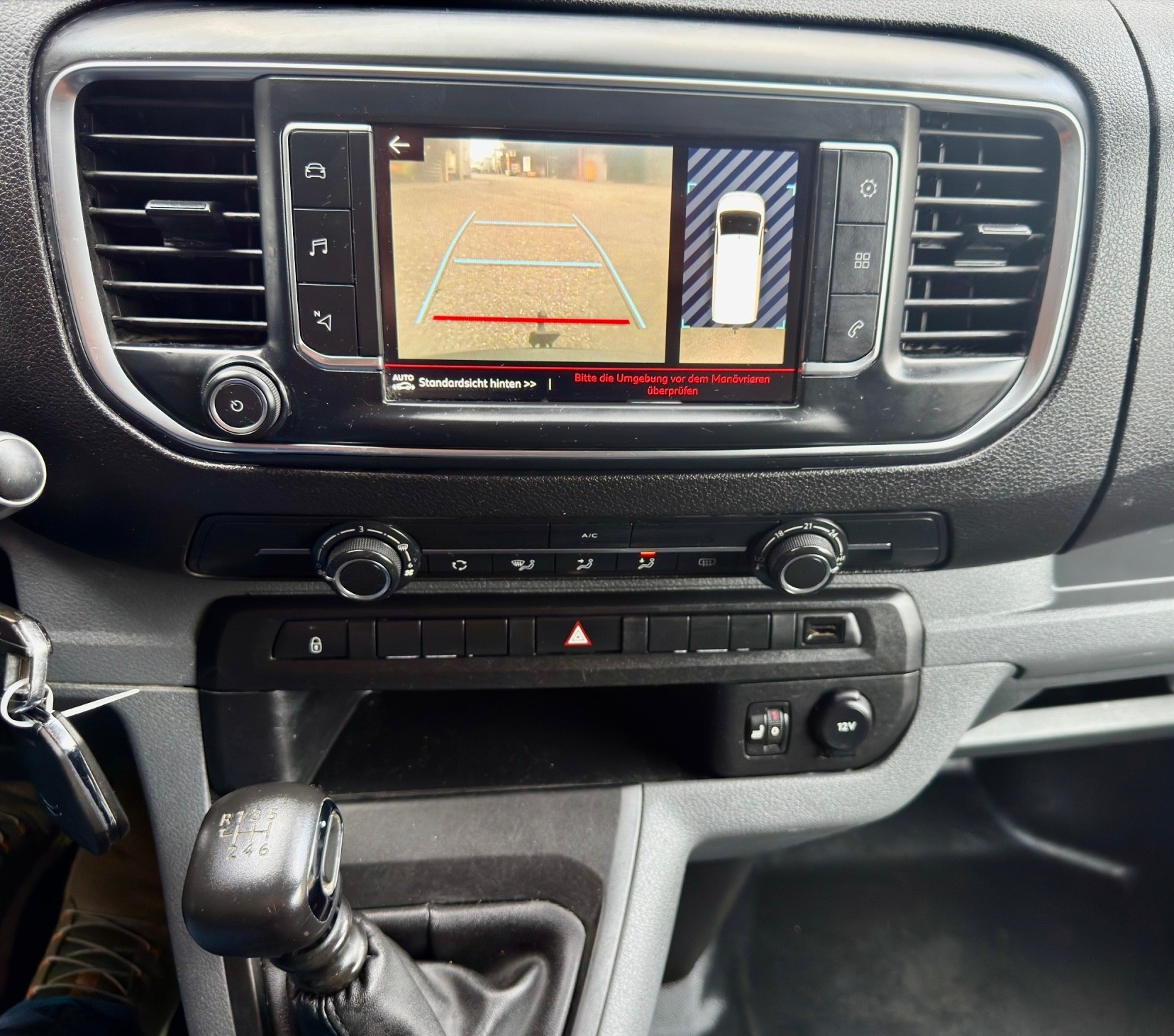 CITROEN Jumpy 2.0 BlueHDi XL Swiss Edition 6 Plätze, 145PS, Navigation, Rückfahrtkamera, AHK 2.5 T-image-18