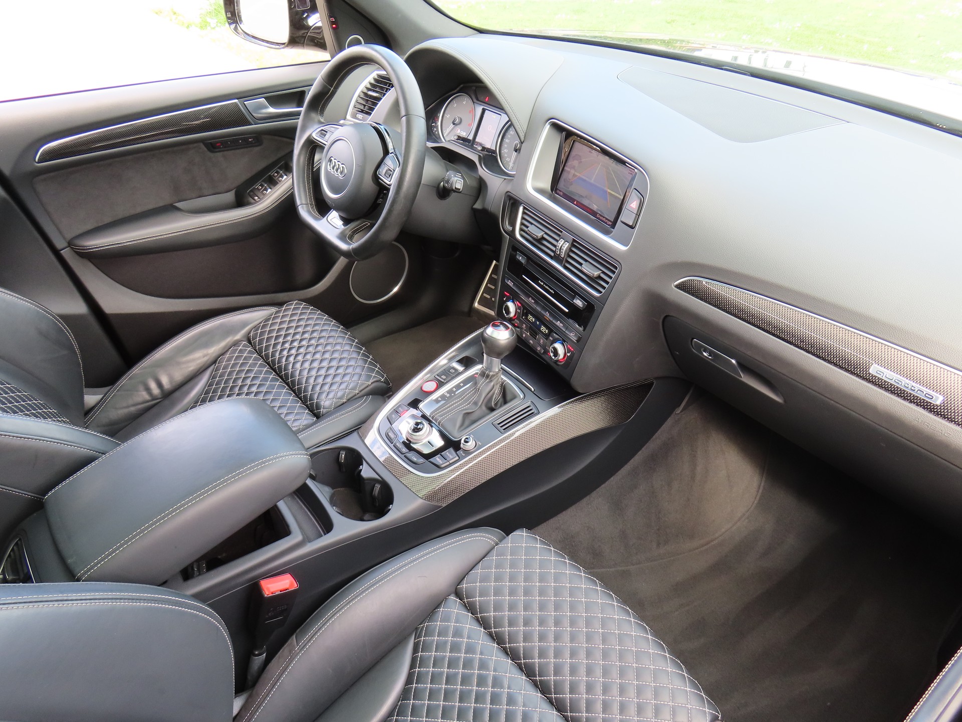 AUDI SQ5 3.0 TDI plus quattro tiptronic All Black(CH)-image-12