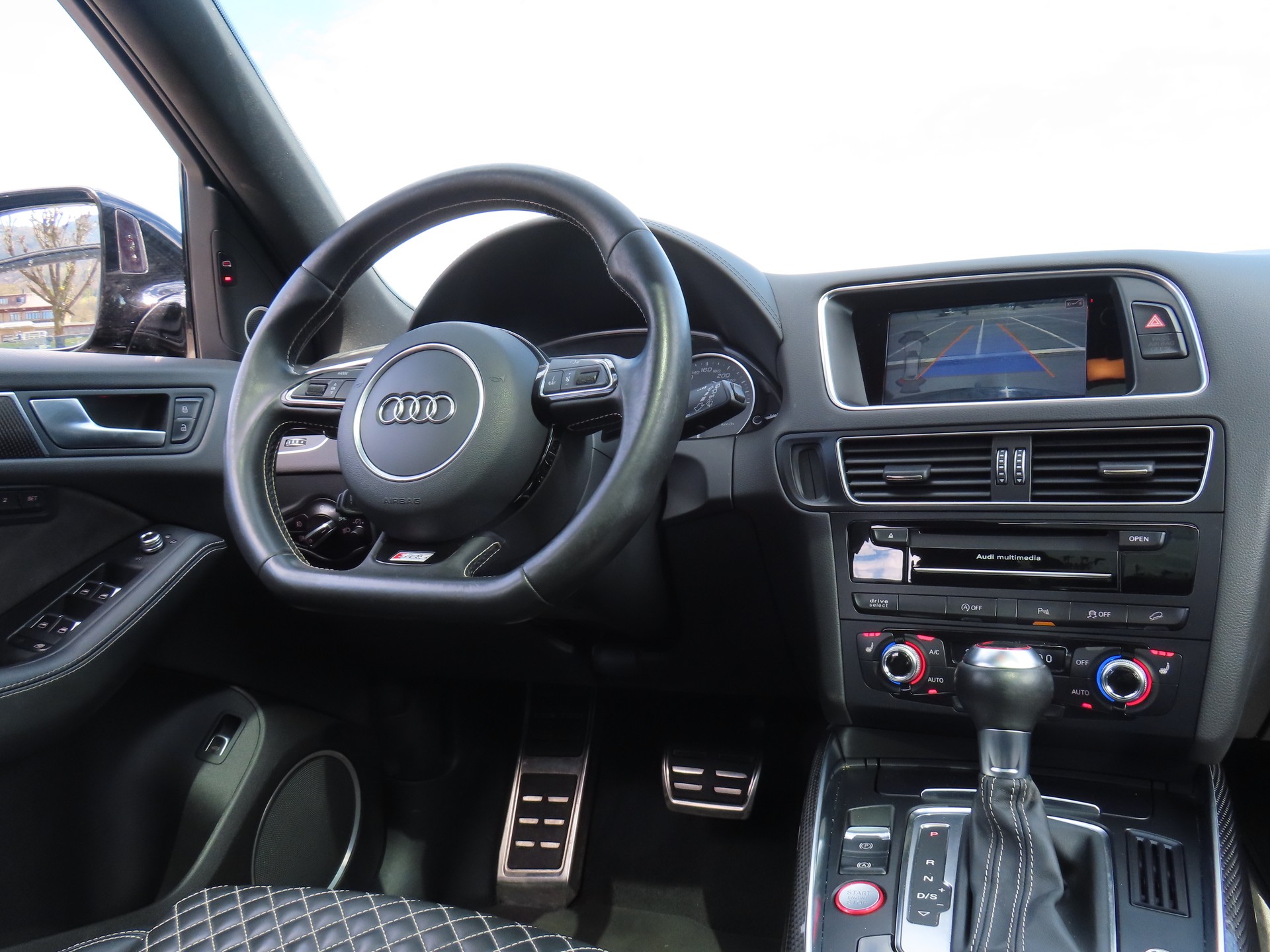 AUDI SQ5 3.0 TDI plus quattro tiptronic All Black(CH)-image-10