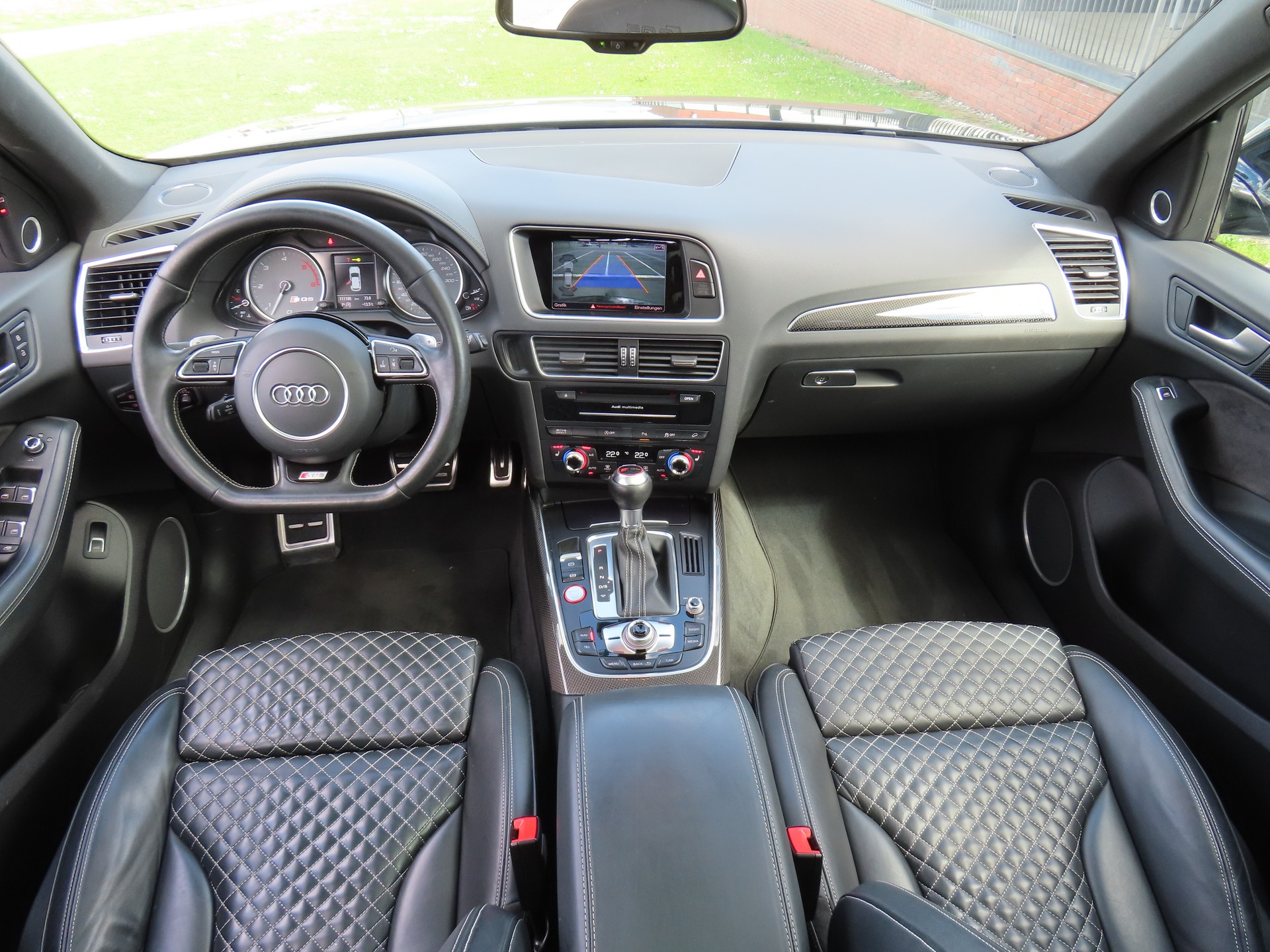 AUDI SQ5 3.0 TDI plus quattro tiptronic All Black(CH)-image-9