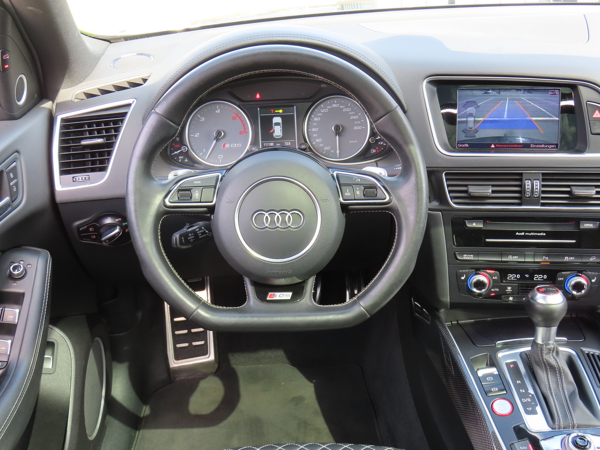 AUDI SQ5 3.0 TDI plus quattro tiptronic All Black(CH)-image-8