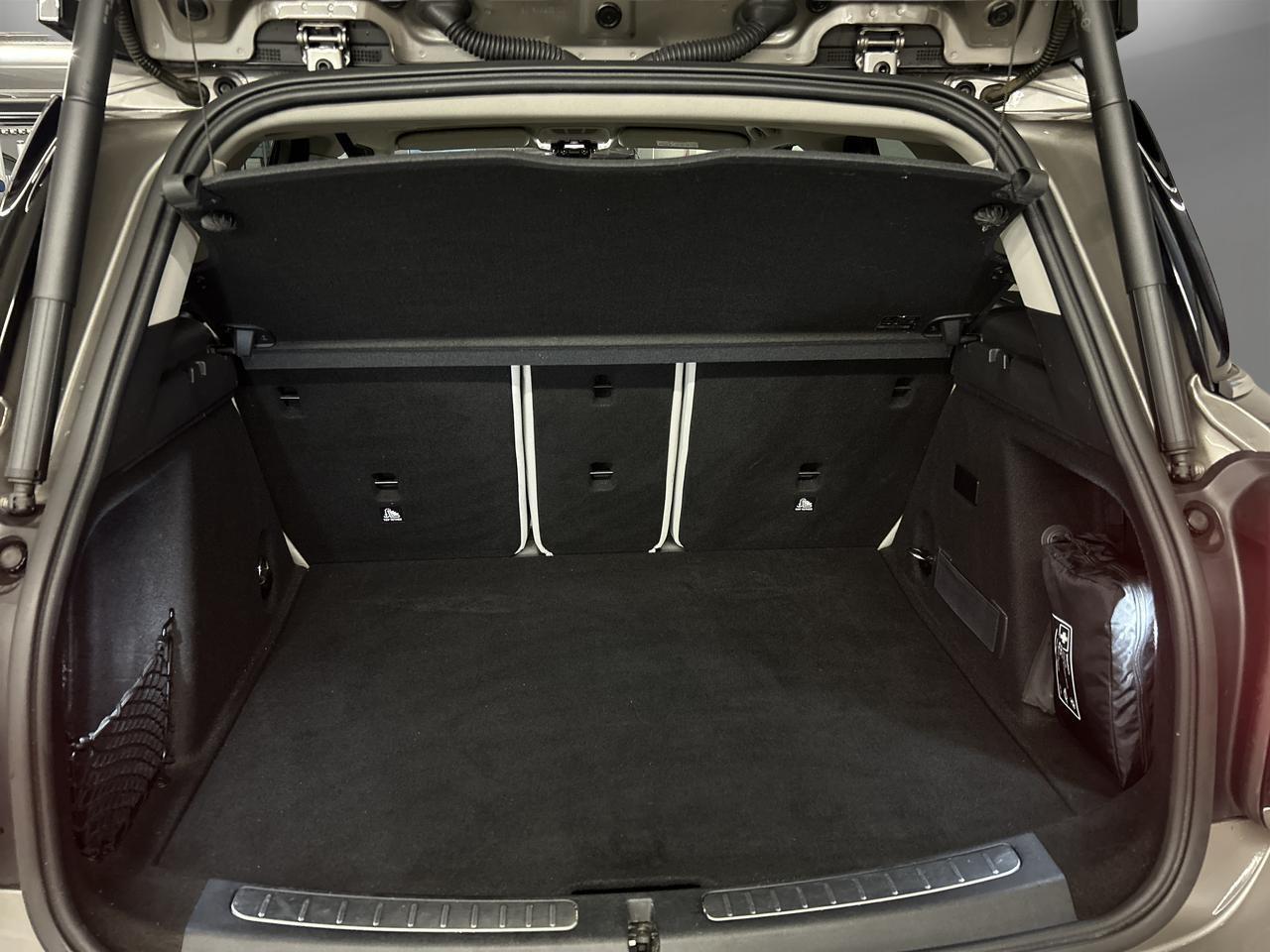 MINI Countryman Cooper SE ALL4-image-22