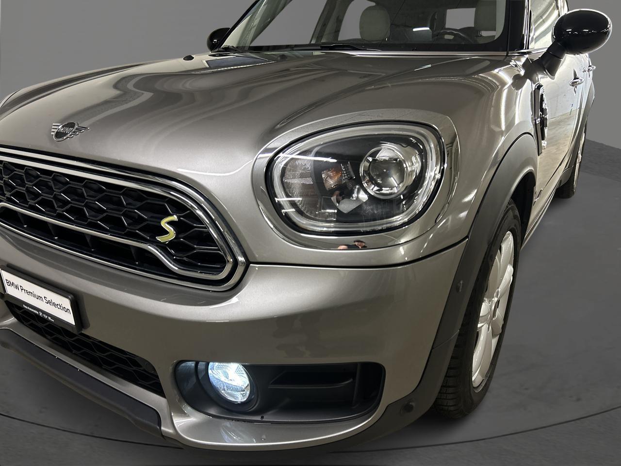 MINI Countryman Cooper SE ALL4-image-25