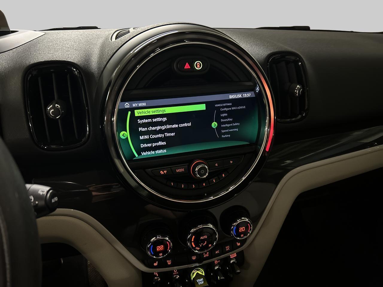 MINI Countryman Cooper SE ALL4-image-19