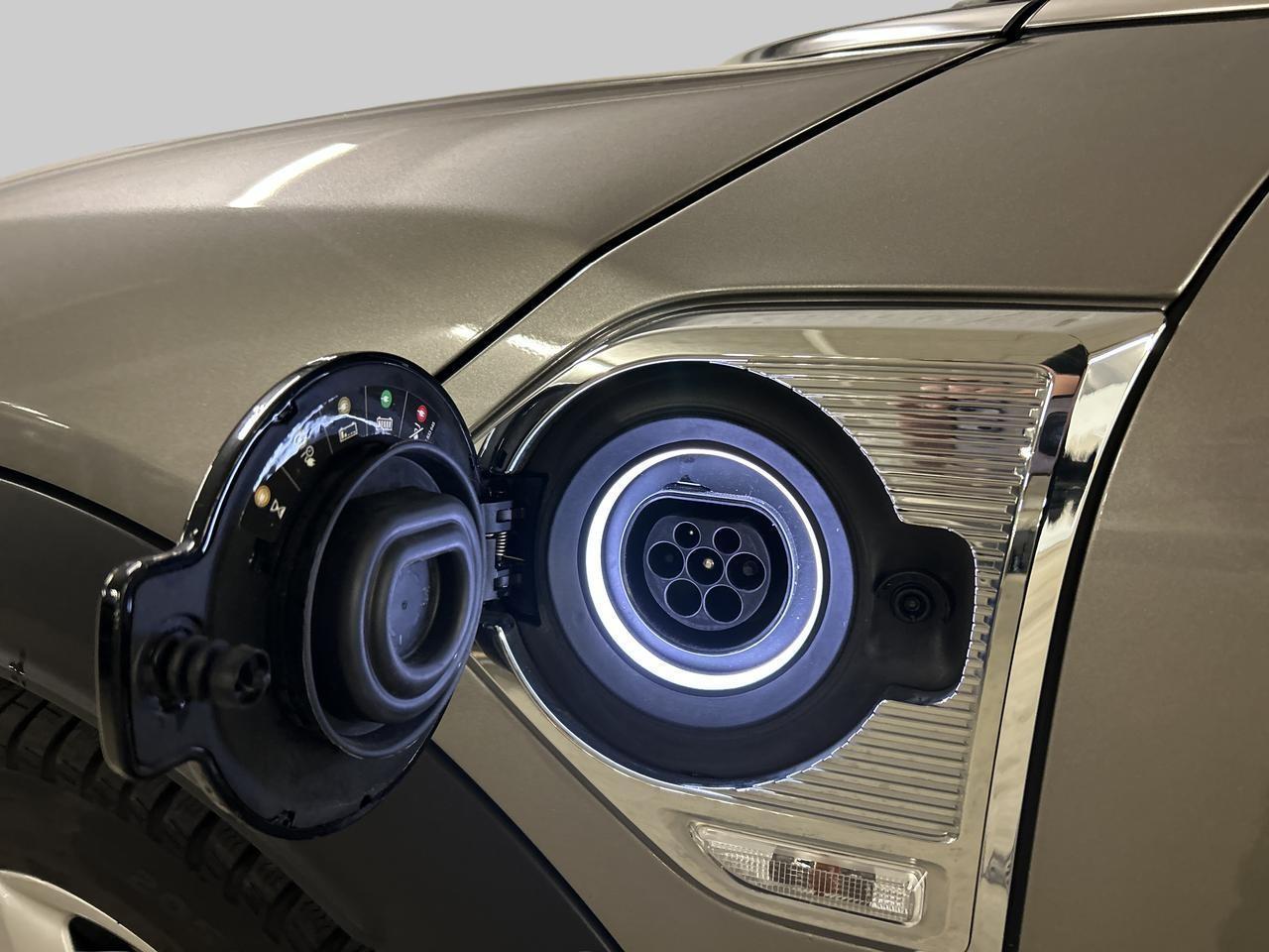 MINI Countryman Cooper SE ALL4-image-24