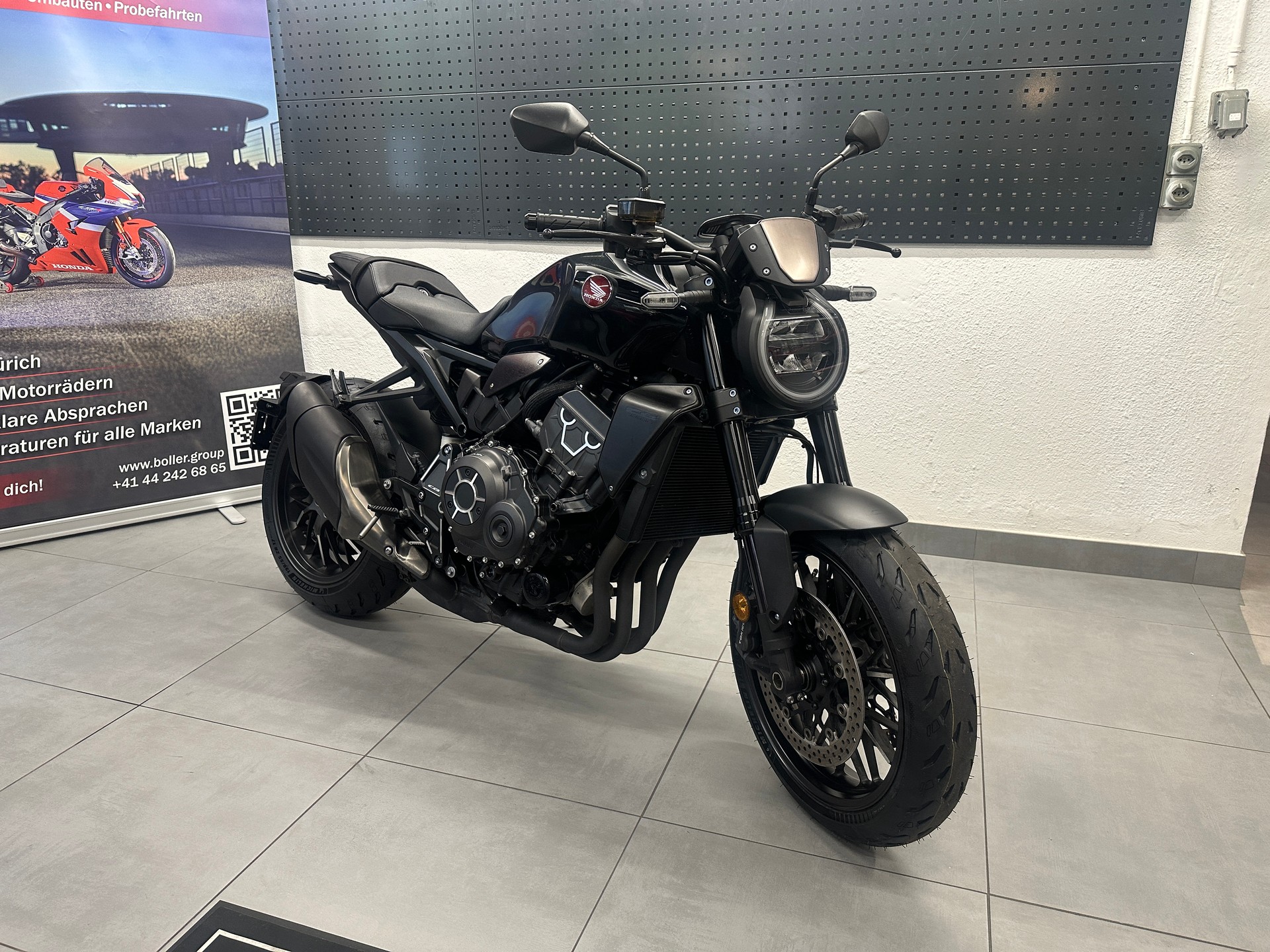 HONDA CB 1000 R Black Edition | Occasion | 10’900 km | ABS | Top Zustand
