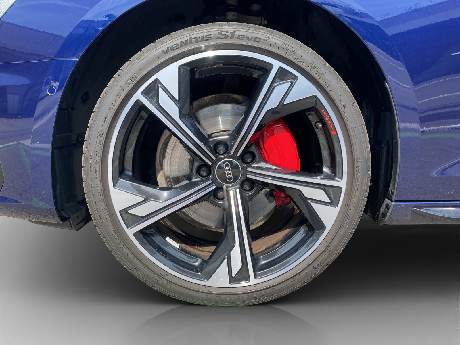 AUDI S-Line, Sitzlüftung, 19 Zoll, Head-Up, B&O, Umgebungskamera-image-15