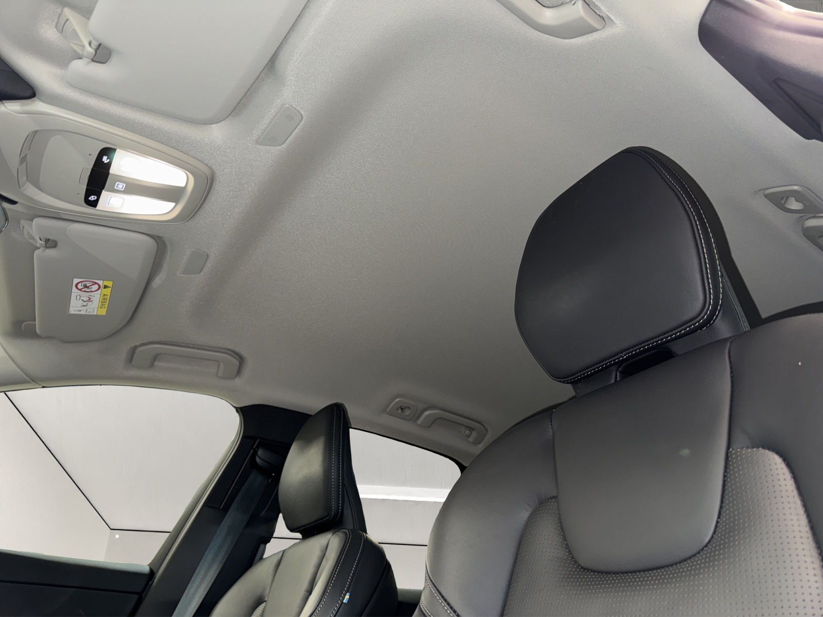 VOLVO XC60 2.0 T8 TE Plus Dark eAWD-image-13