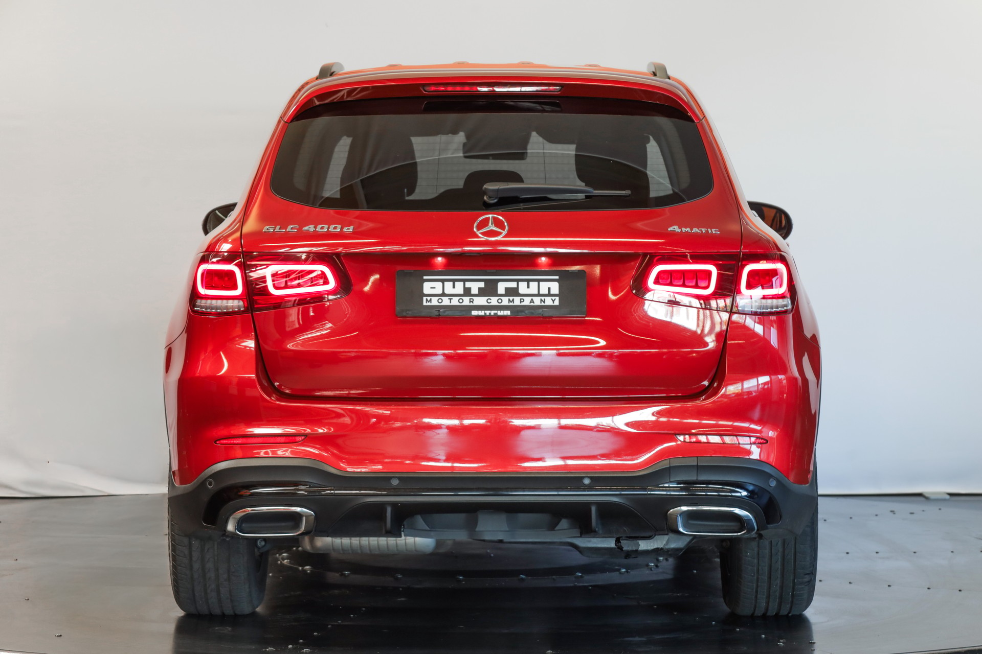 MERCEDES-BENZ GLC 400 d 4Matic AMG Line 9G-Tronic-image-2