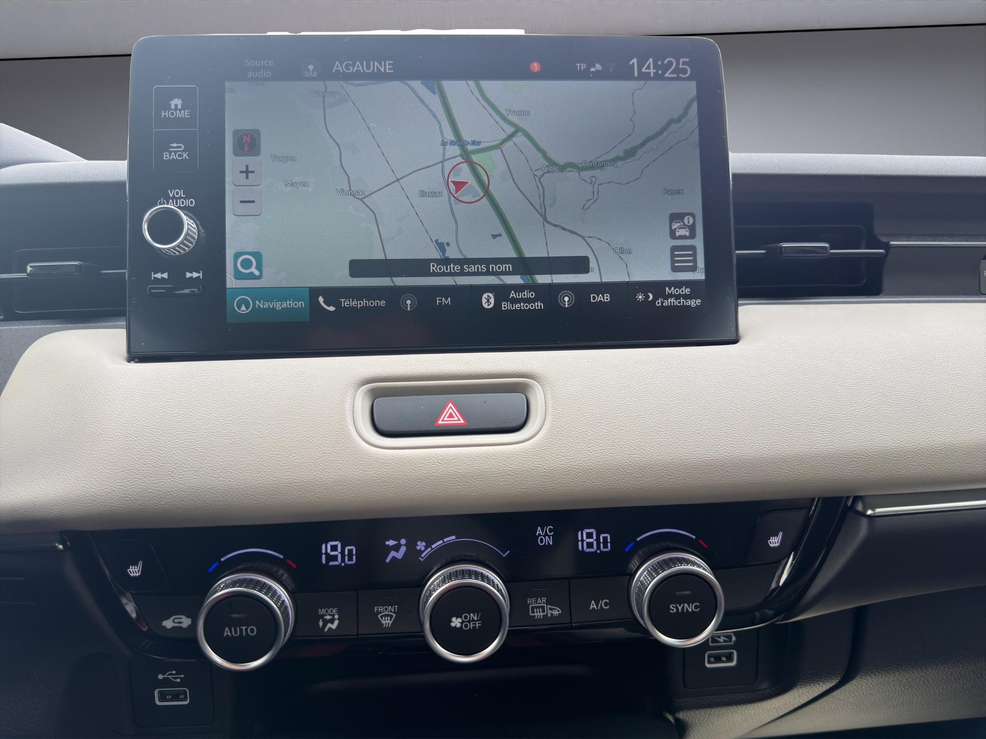 HONDA HR-V 1.5 i-MMD Advance Style-image-11