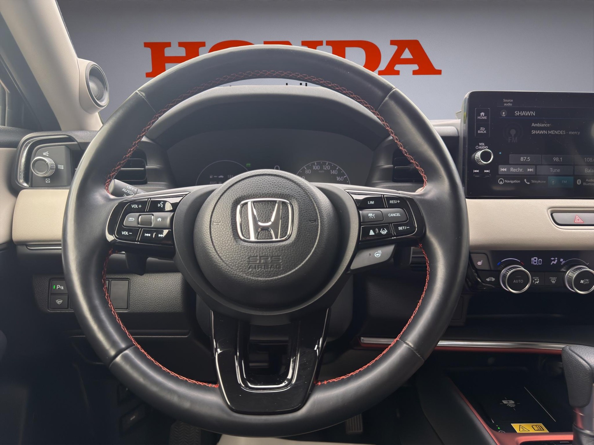 HONDA HR-V 1.5 i-MMD Advance Style-image-8