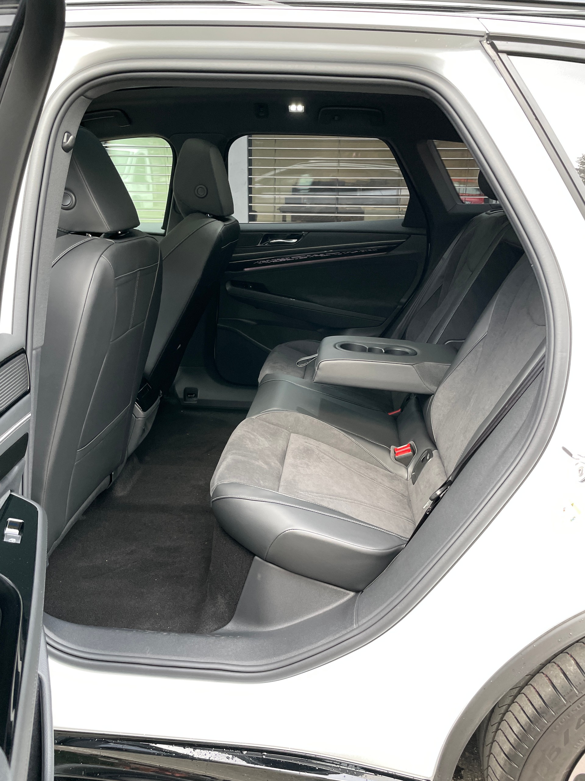 VW ID.7 Tourer Pro 77 kWh m. Wärmepumpe-image-12