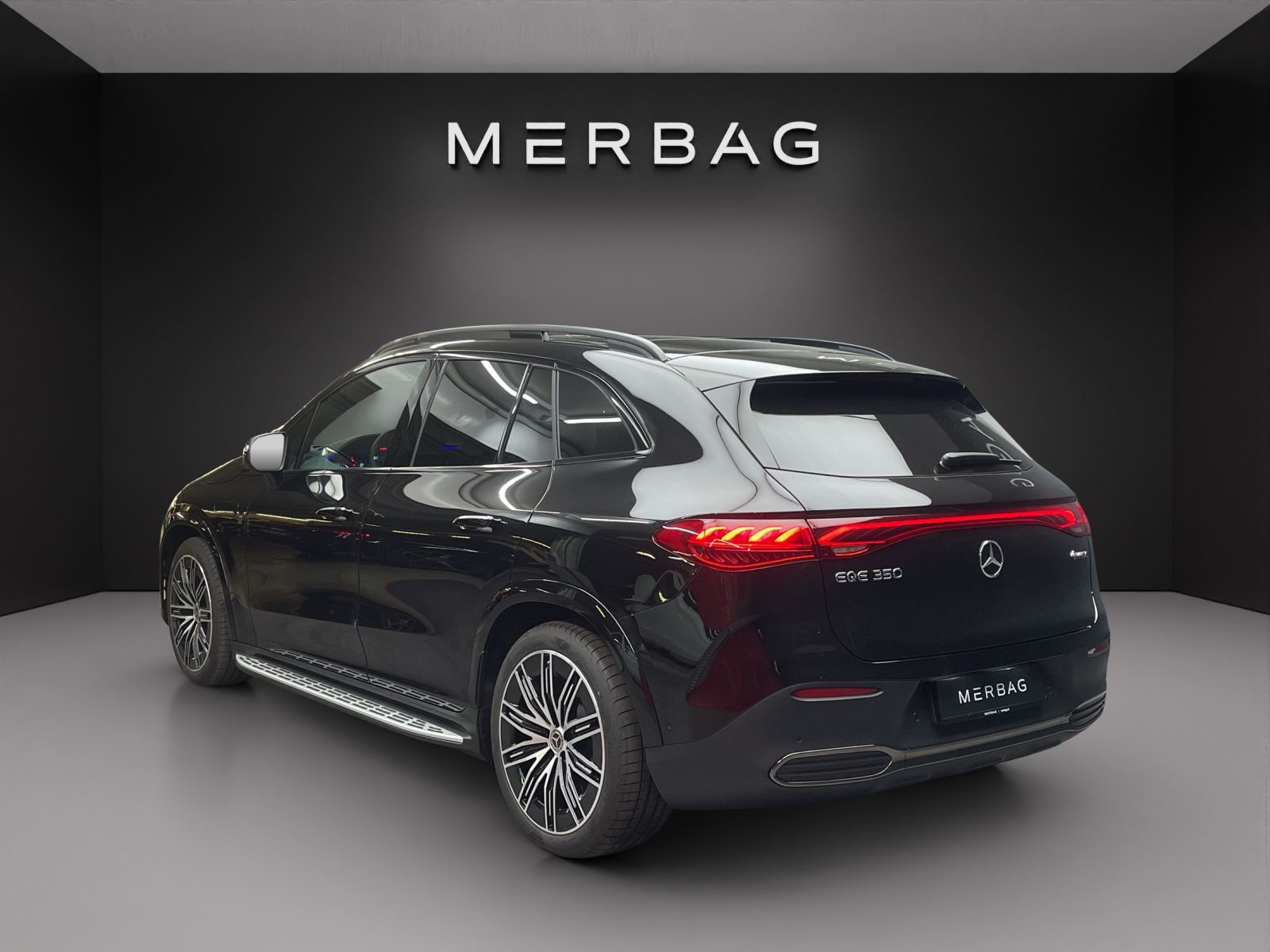 MERCEDES-BENZ EQE 350 4MATIC "Excellence Edition"-image-3