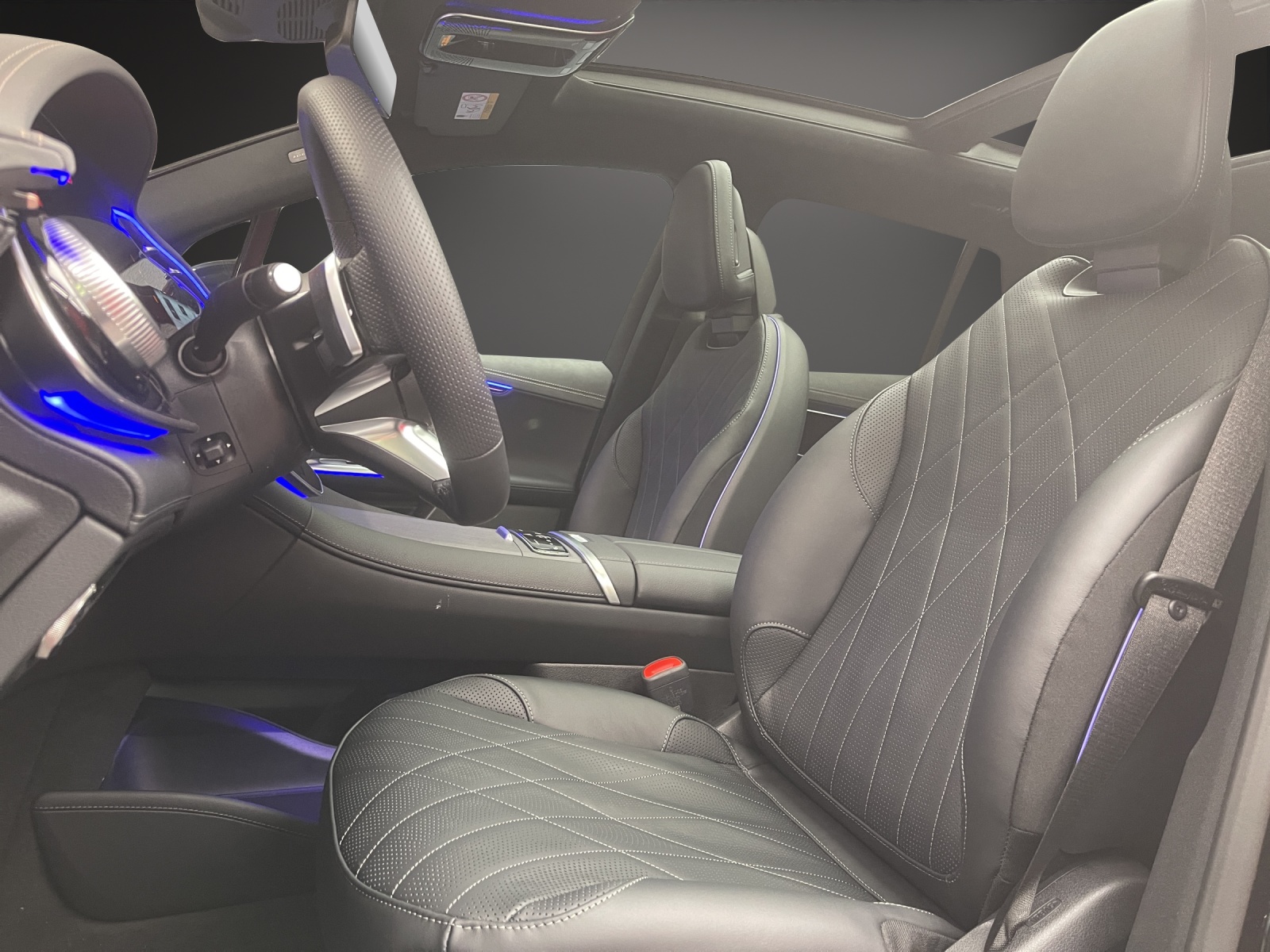 MERCEDES-BENZ EQE 350 4MATIC "Excellence Edition"-image-9