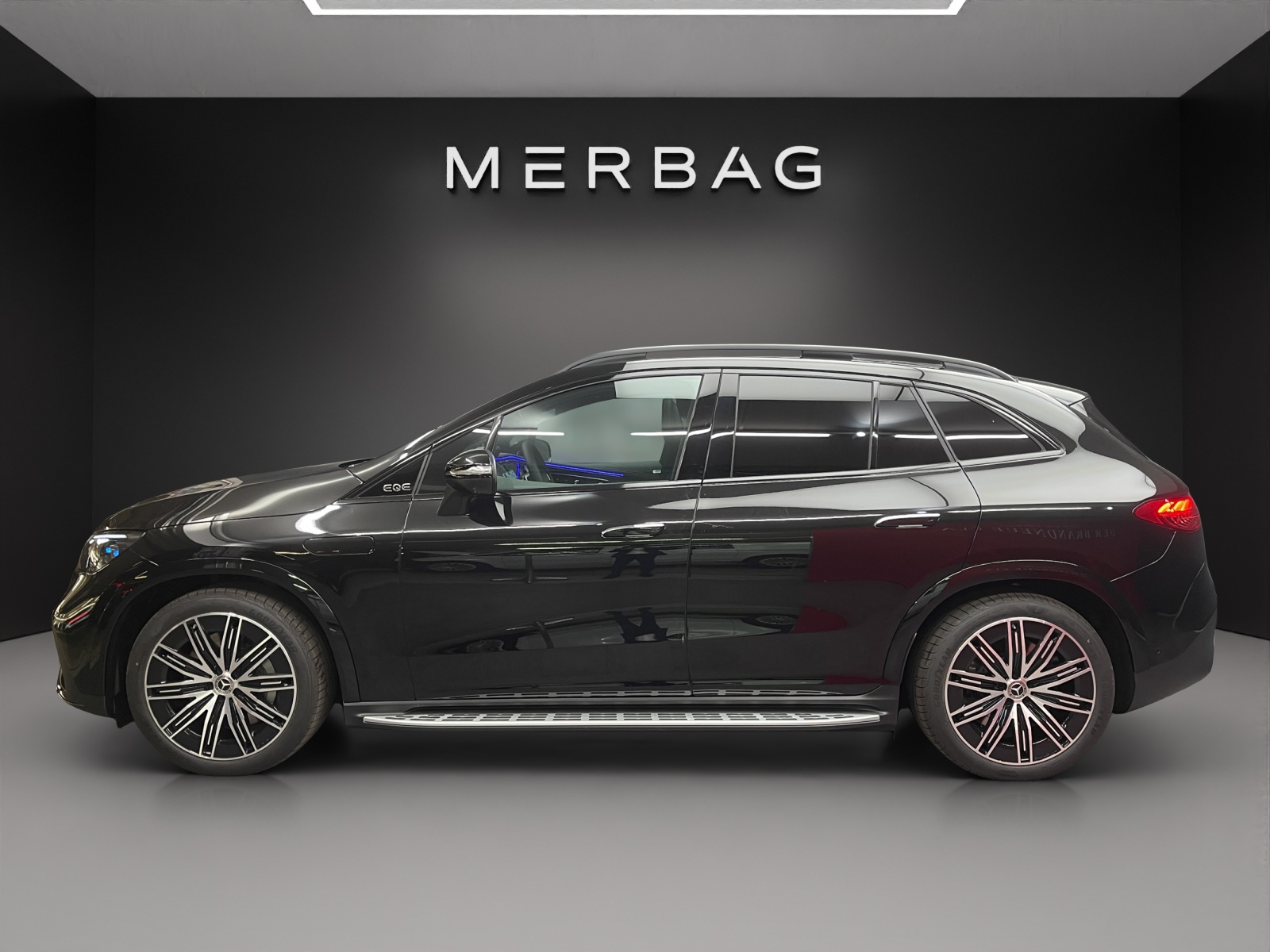 MERCEDES-BENZ EQE 350 4MATIC "Excellence Edition"-image-2