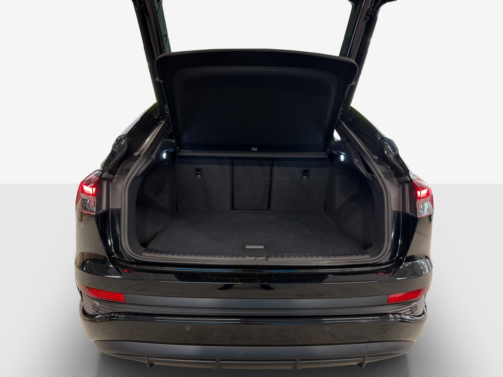 AUDI Q4 Sportback e-tron 50 quattro-image-13