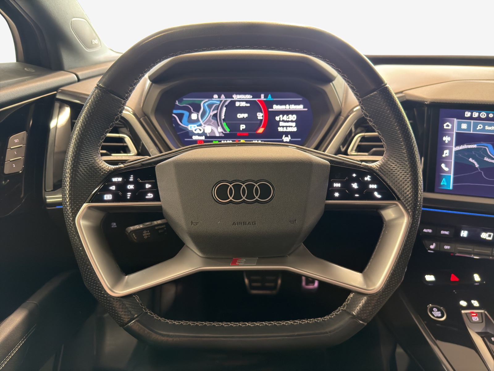 AUDI Q4 Sportback e-tron 50 quattro-image-10