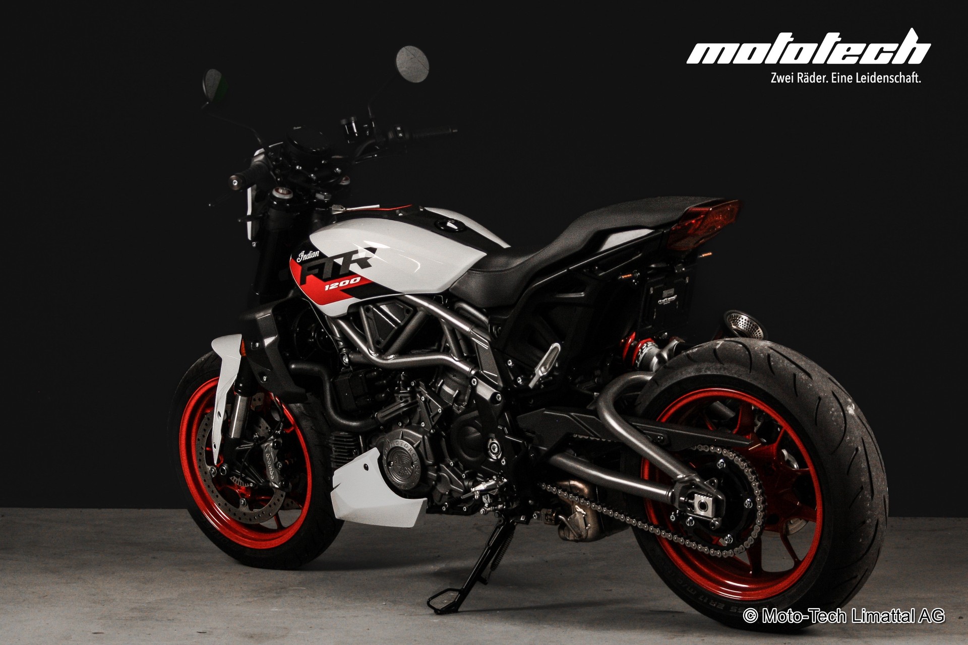 INDIAN FTR 1200 Sport-showroom-element-3