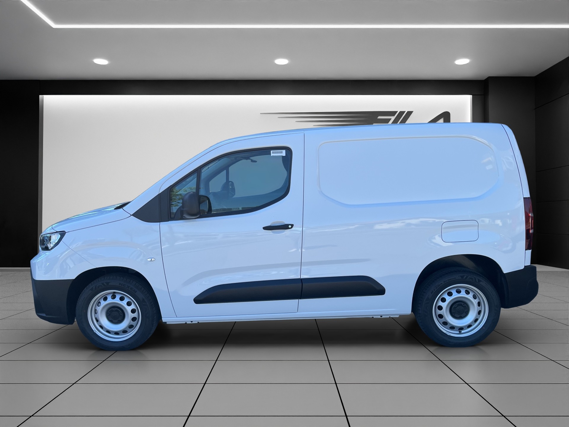 TOYOTA PROACE CITY van L1 1.2 Active-image-3