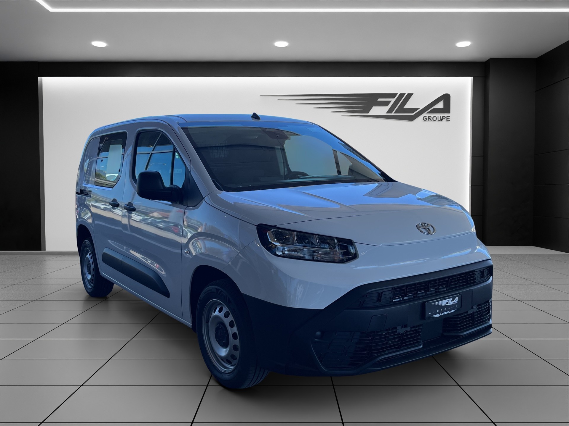 TOYOTA PROACE CITY van L1 1.2 Active-image-6