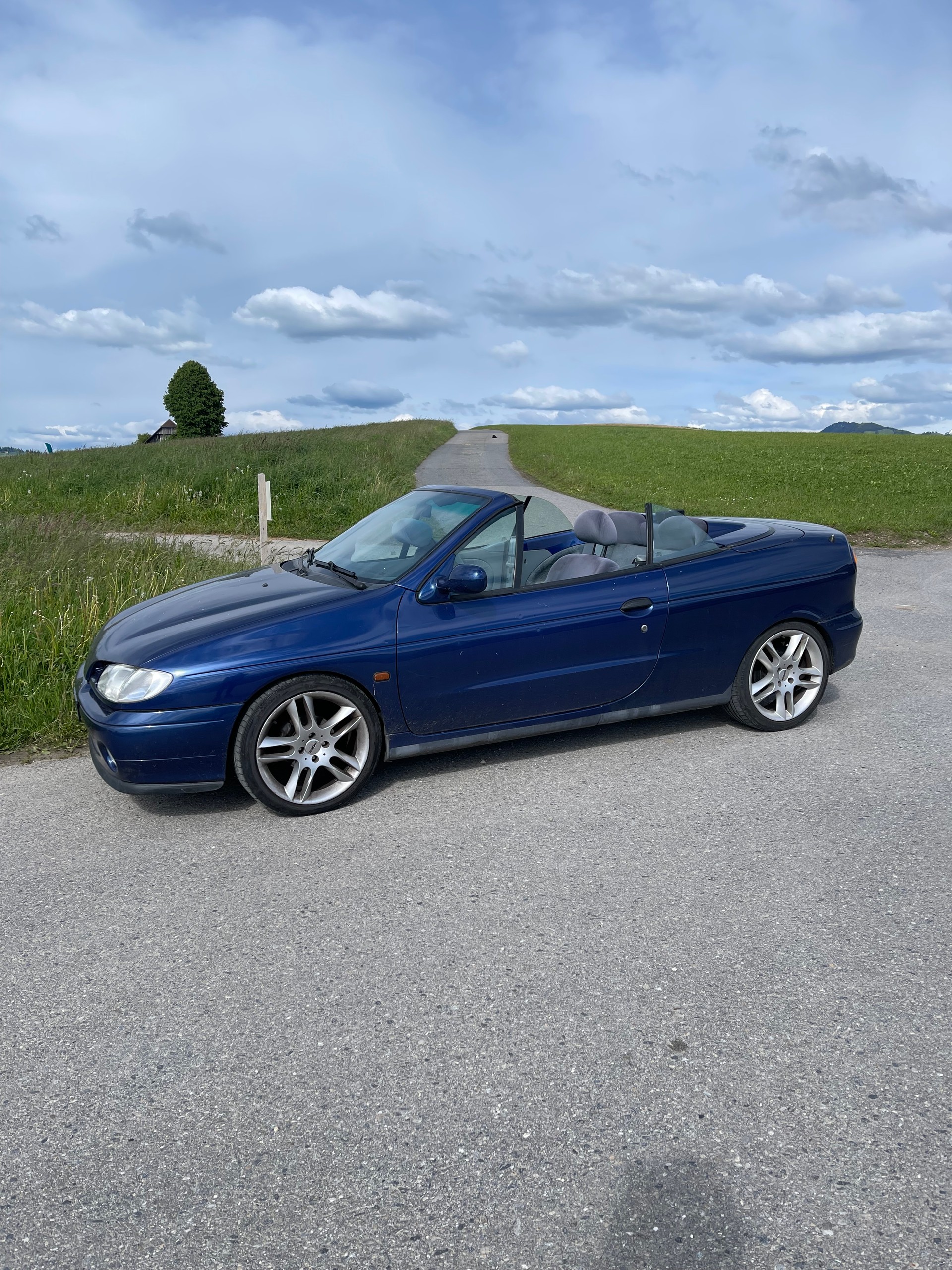 RENAULT 1.6-image-1