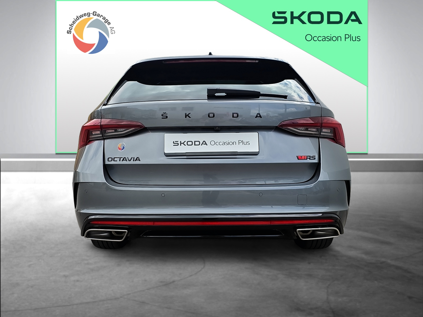 SKODA Octavia Combi 2.0 TSI DSG RS-image-13