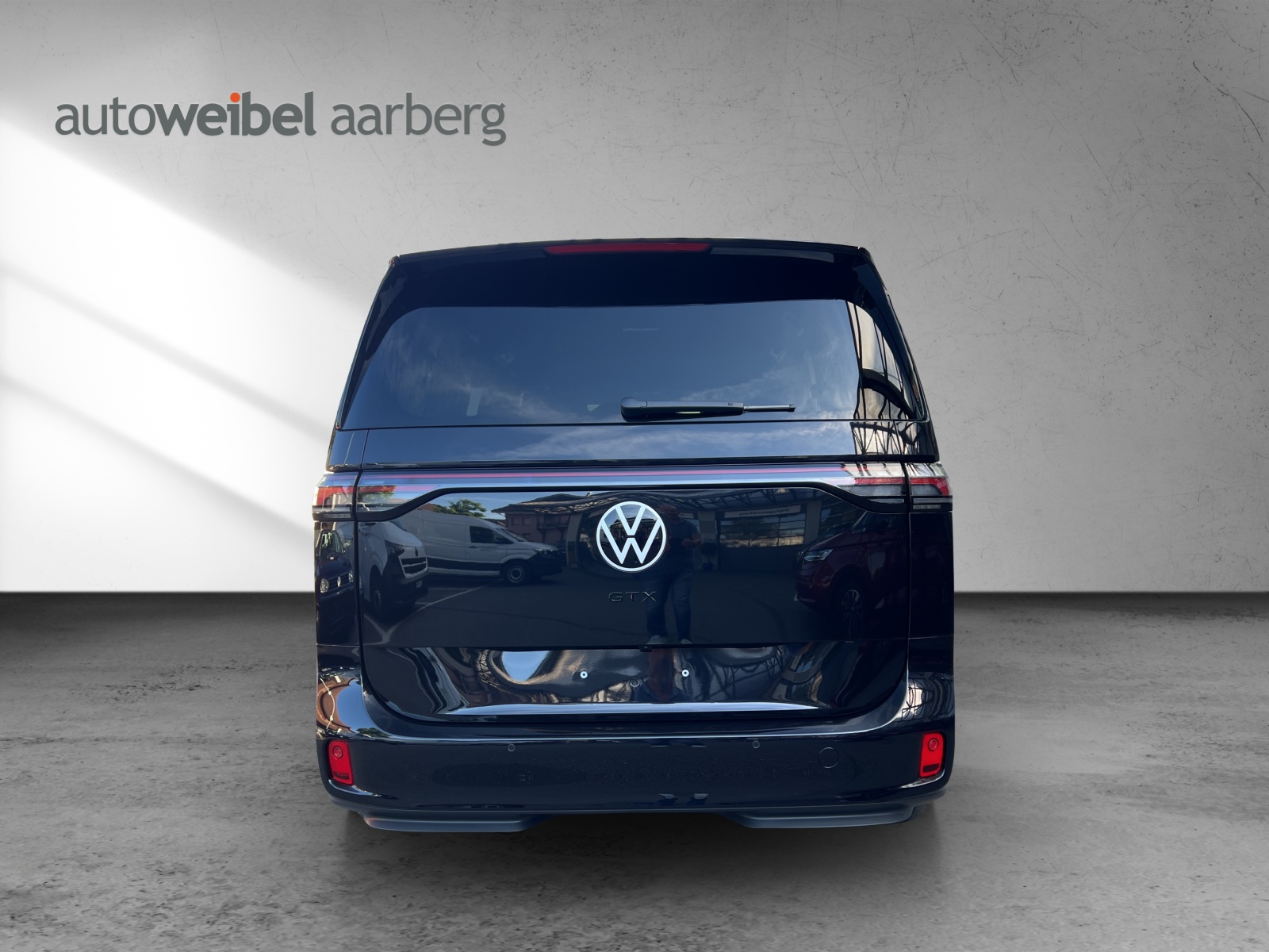 VW ID.Buzz NWB GTX 4 Motion-image-2