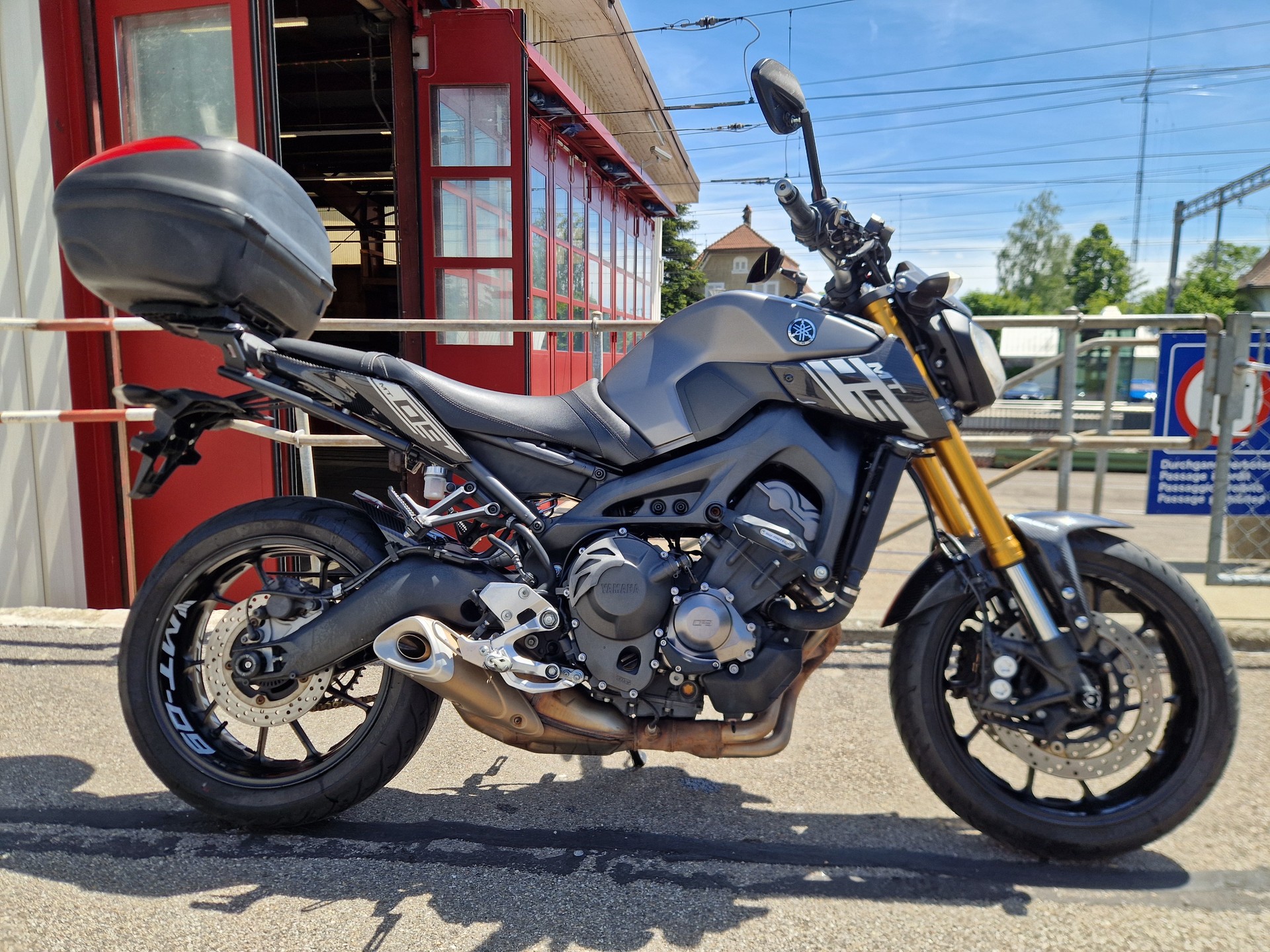 YAMAHA MT-09 ABS