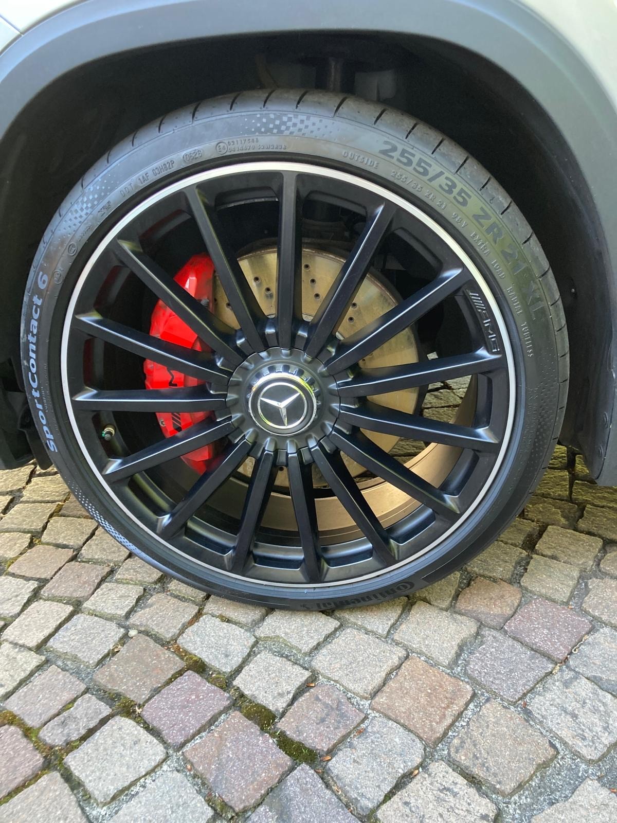 MERCEDES-BENZ GLA 35 AMG 4Matic 8G-Speedshift DCT-image-16