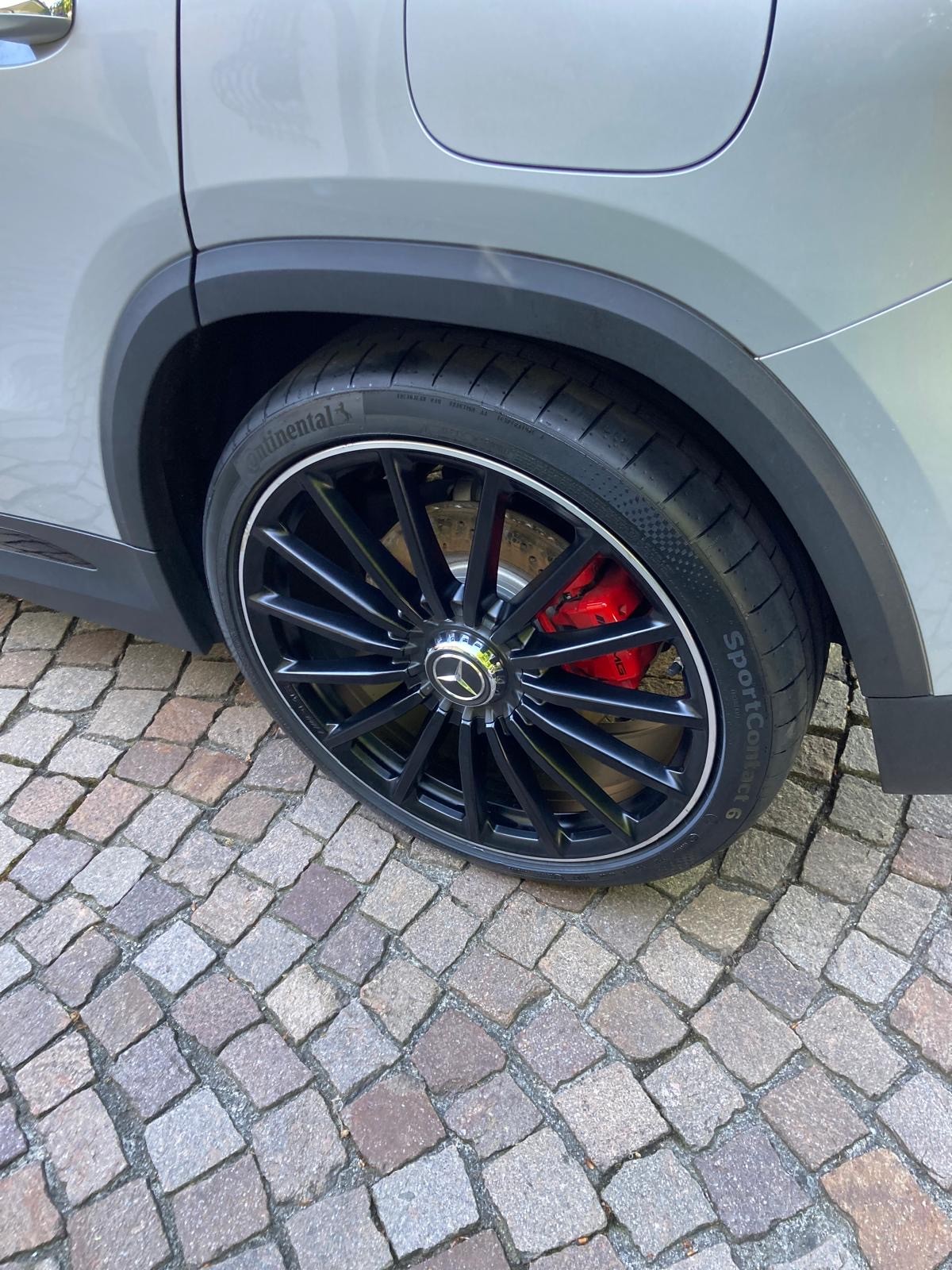 MERCEDES-BENZ GLA 35 AMG 4Matic 8G-Speedshift DCT-image-17