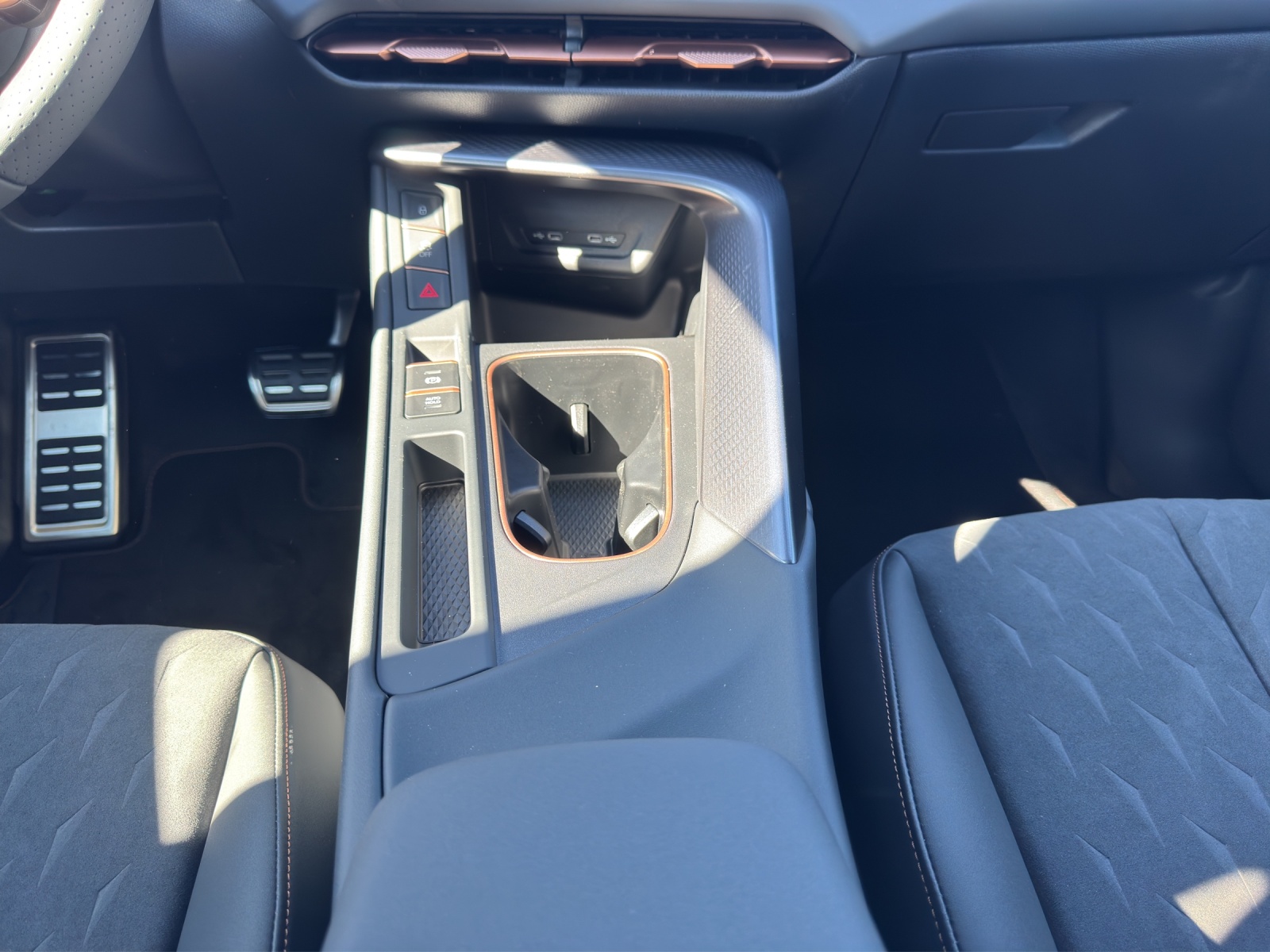 CUPRA Terramar PE2.0TSI 265PS 2000ccm 265PS/195kW 4 Zylinder TSI Benzin-image-6