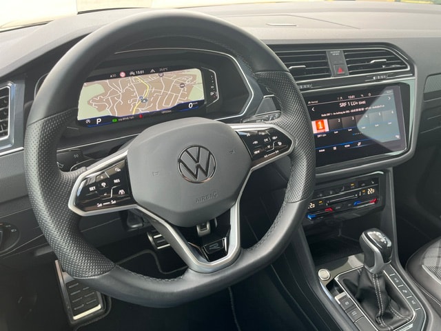 VW Tiguan 2.0 TDI SCR R-Line 4Motion DSG-image-5