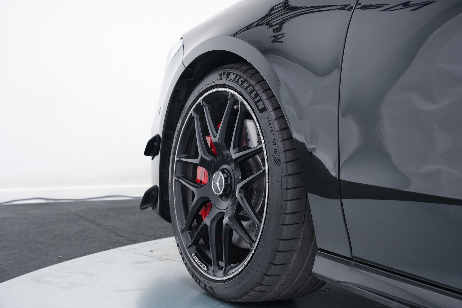 MERCEDES-BENZ CLA 45 S AMG 4Matic+ 8G-DCT *CH-Fahrzeug* *Aero Paket* *Schalensitze*-image-47