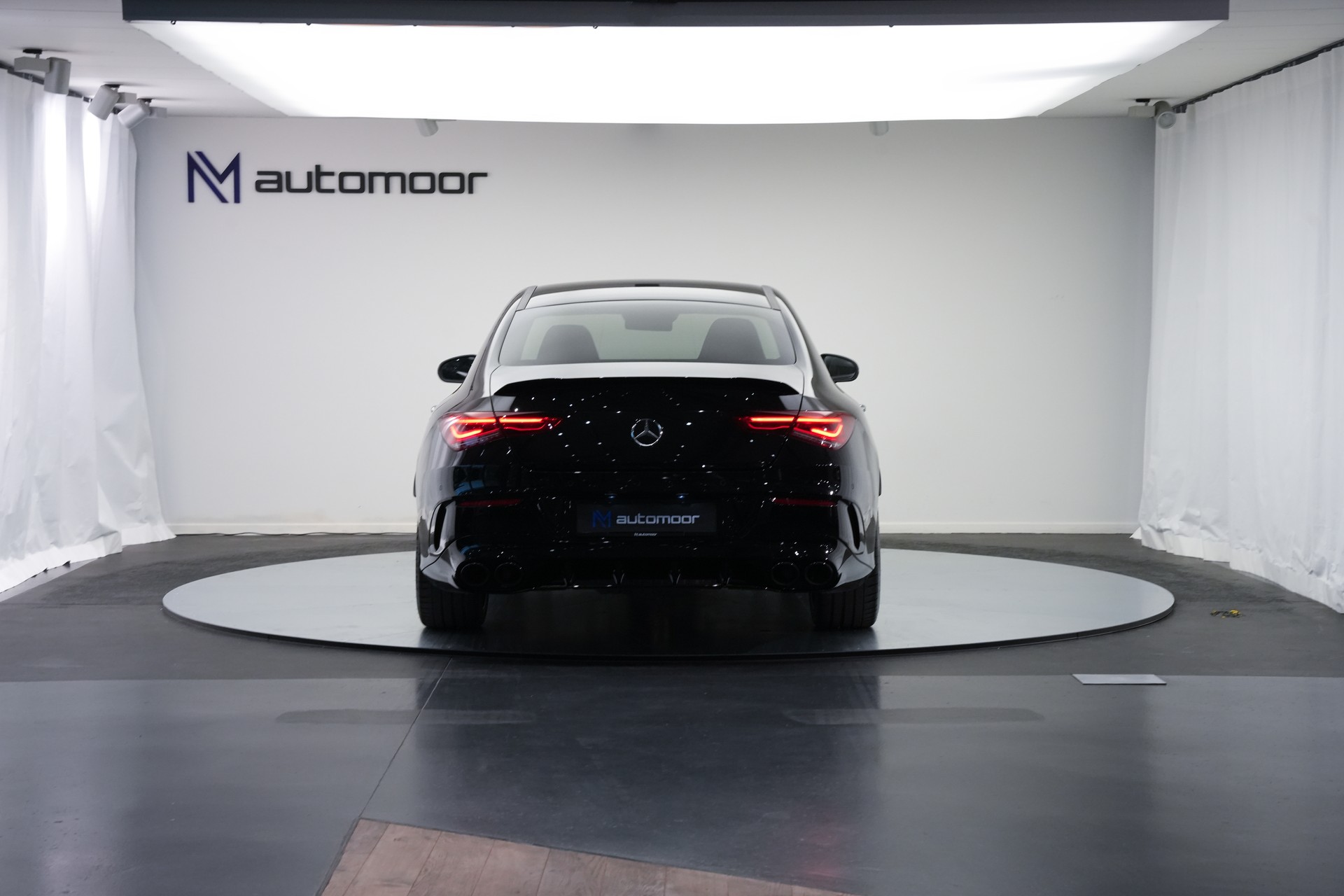 MERCEDES-BENZ CLA 45 S AMG 4Matic+ 8G-DCT *CH-Fahrzeug* *Aero Paket* *Schalensitze*-image-5