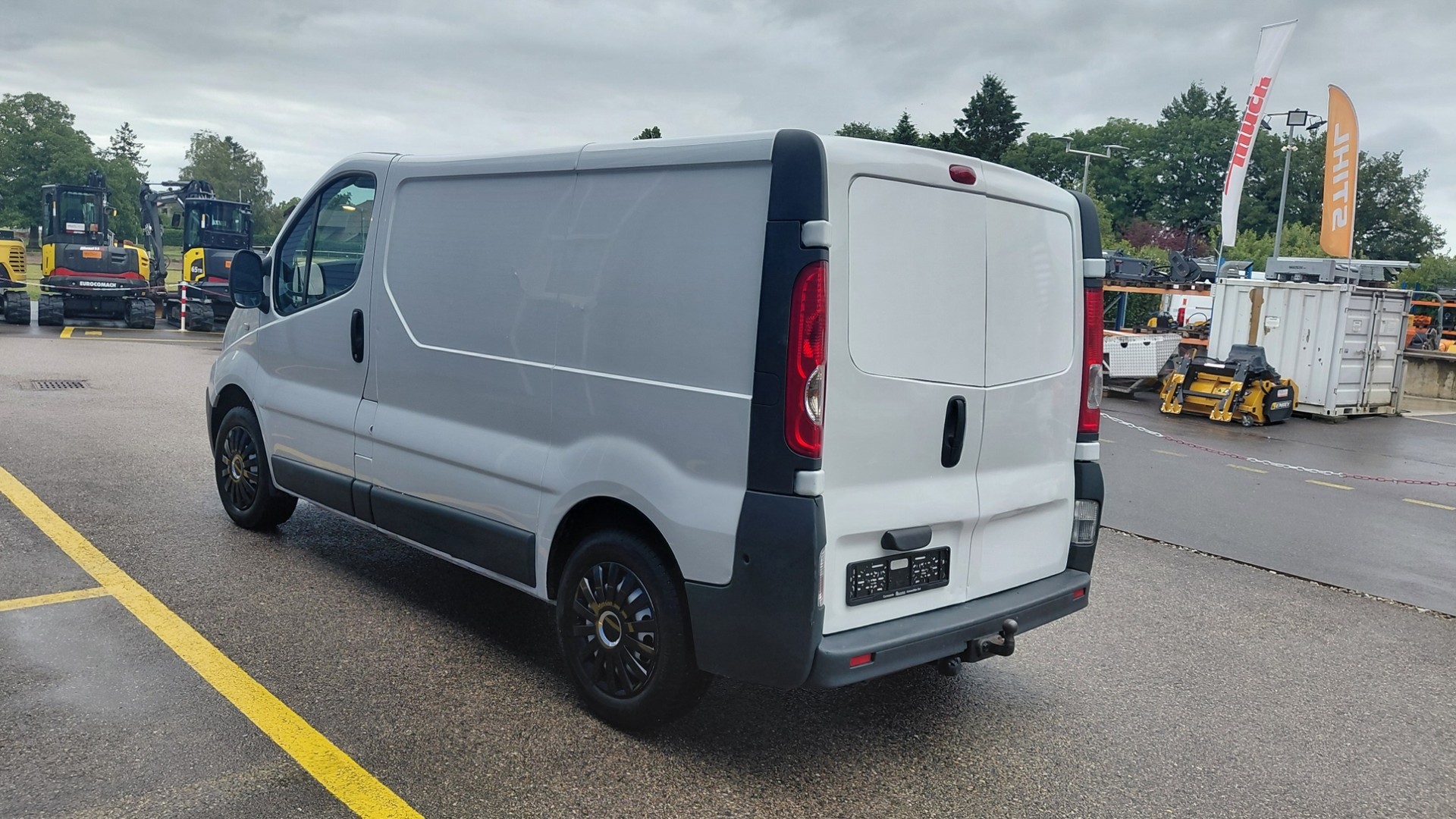 RENAULT Trafic 2.0 dCi 115 2.9t L1H1-image-7