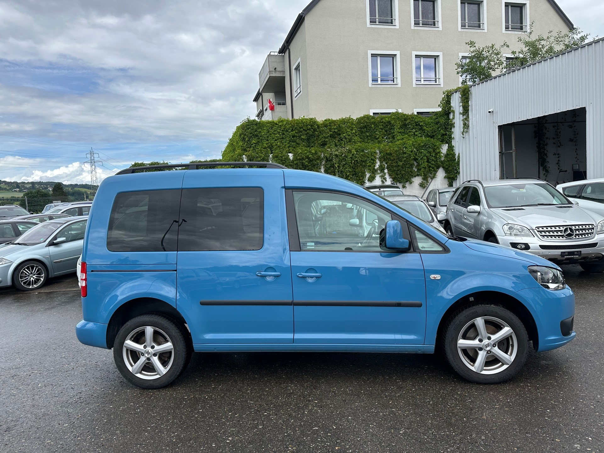 VW Caddy 1.6 TDI CR Comfortline DSG-image-1