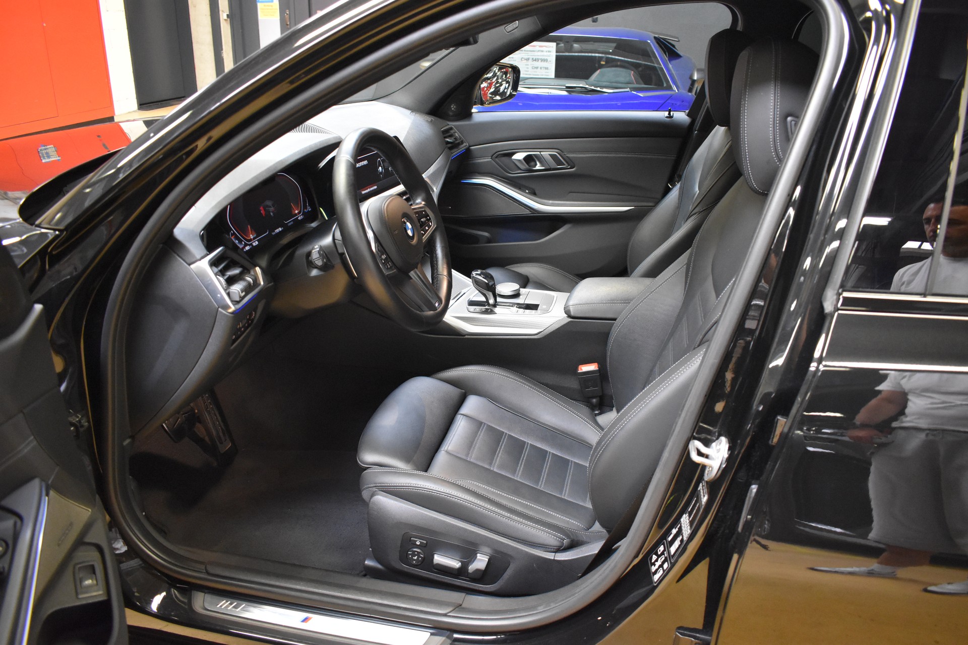 BMW 320d xDrive Touring M Sport Steptronic - FaceLift Model 2020-image-12