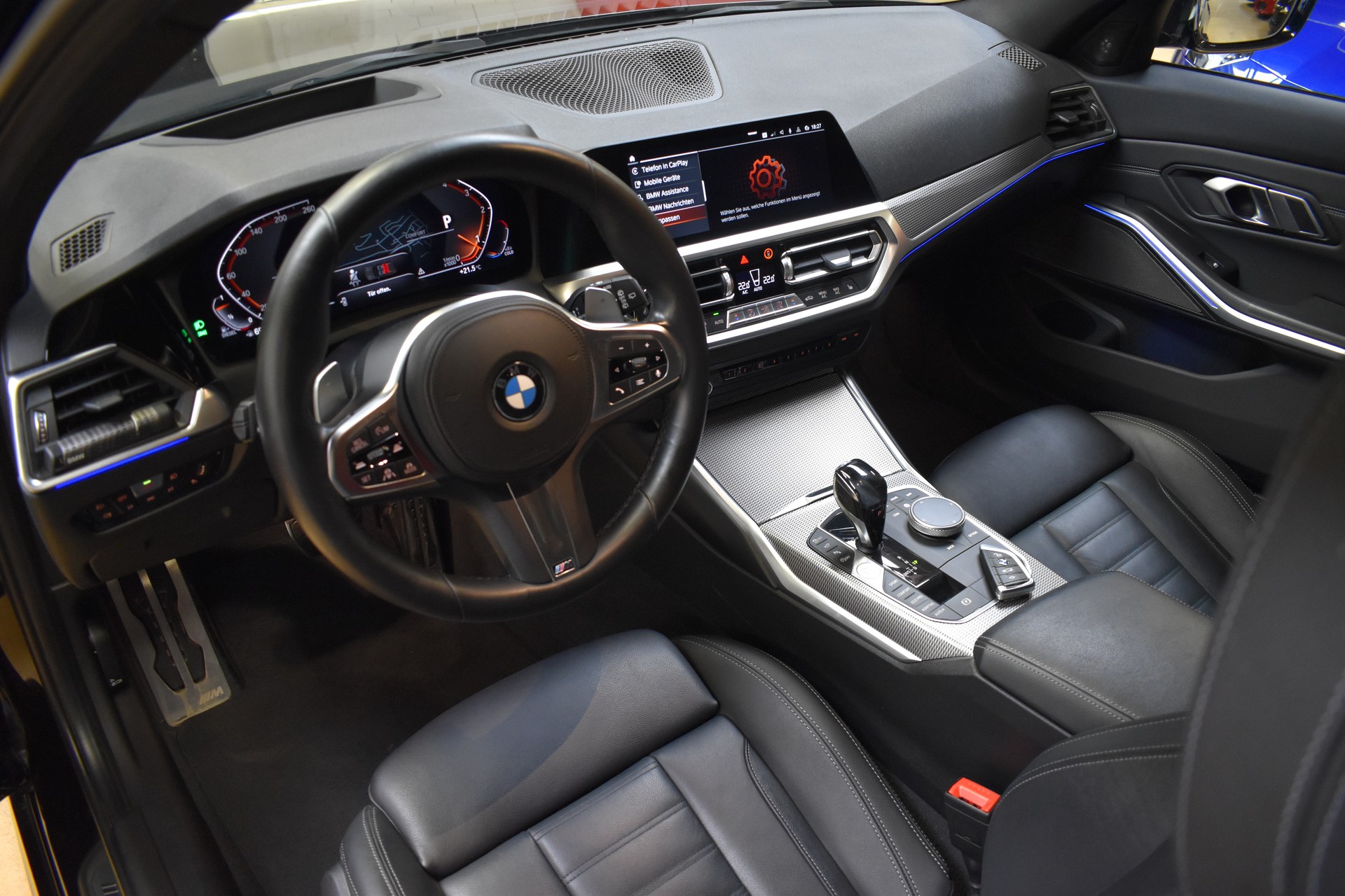 BMW 320d xDrive Touring M Sport Steptronic - FaceLift Model 2020-image-13