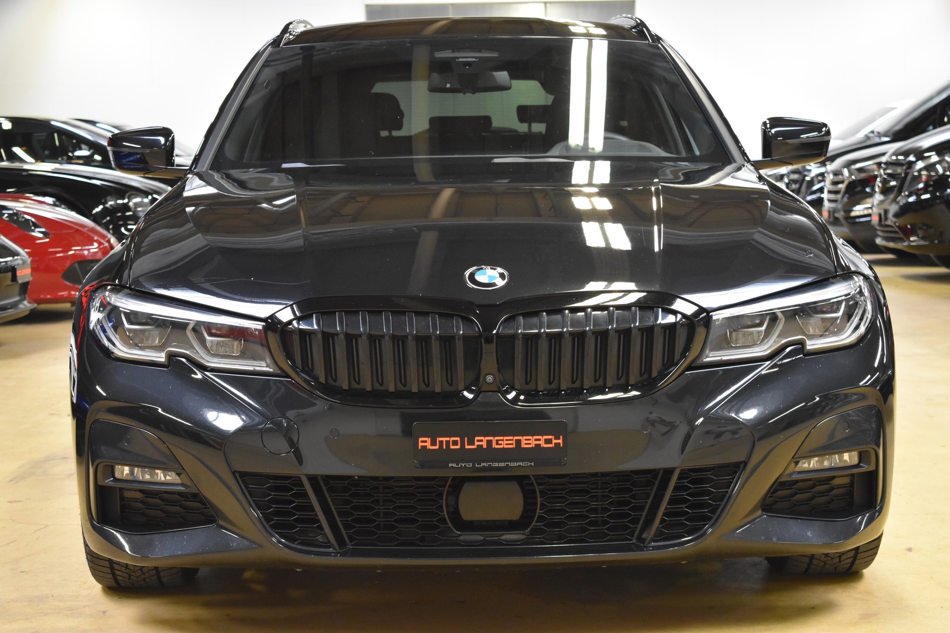 BMW 320d xDrive Touring M Sport Steptronic - FaceLift Model 2020-image-4