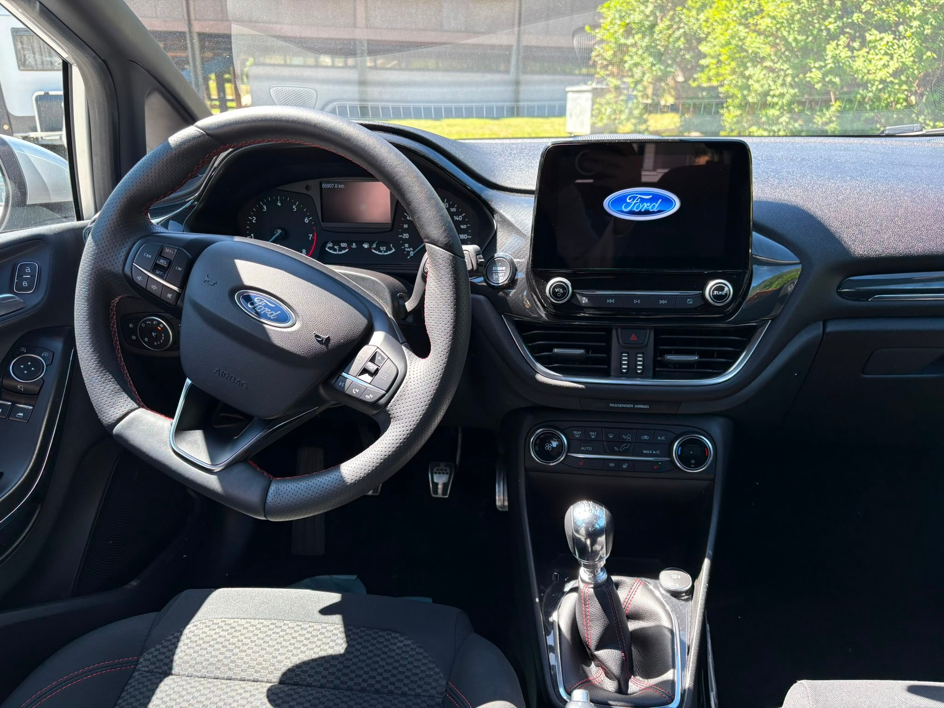 FORD Fiesta 1.0 SCTi ST Line-image-9